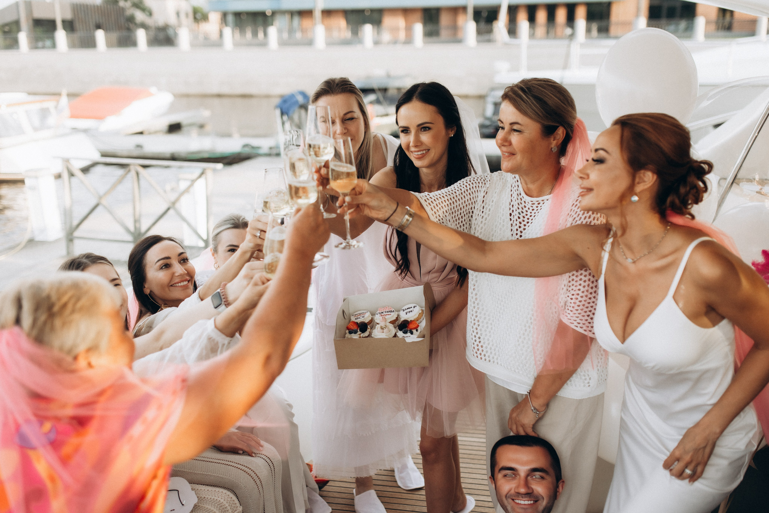 Девичник Кати. Фотограф Артем Бросов в Санкт-Петербурге и Дубае