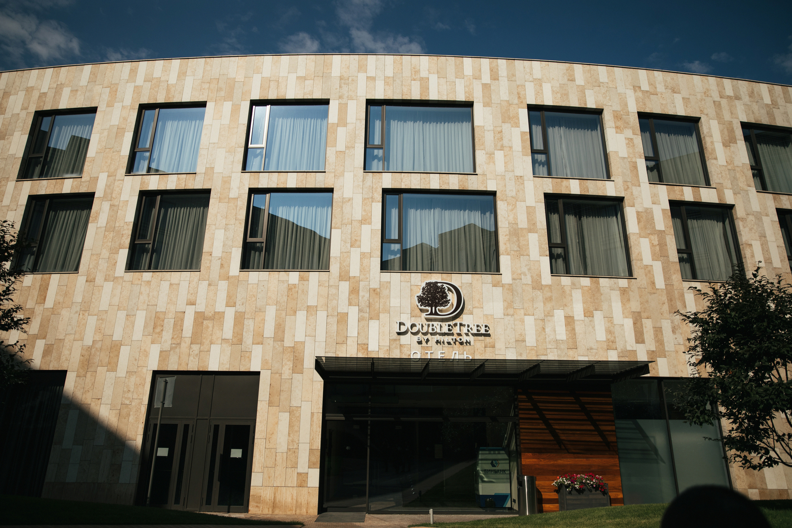 DoubleTree by Hilton and Hot Summer. Самый свадебный фотограф