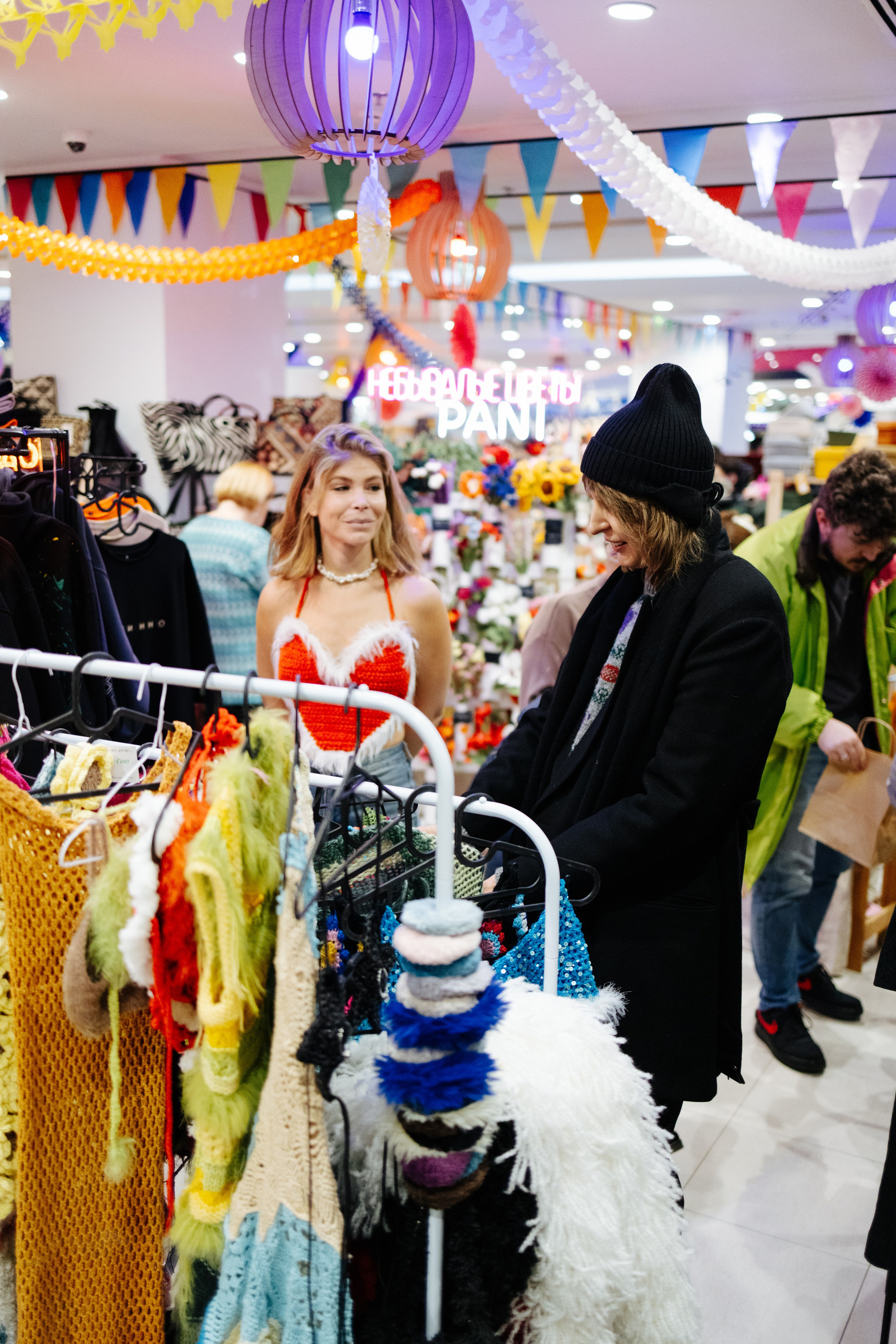 27–28 декабря 2025 Pop-up в Lotte Plaza / фото Валерий Белобеев. Фотоотчеты «Ламбада-маркета»