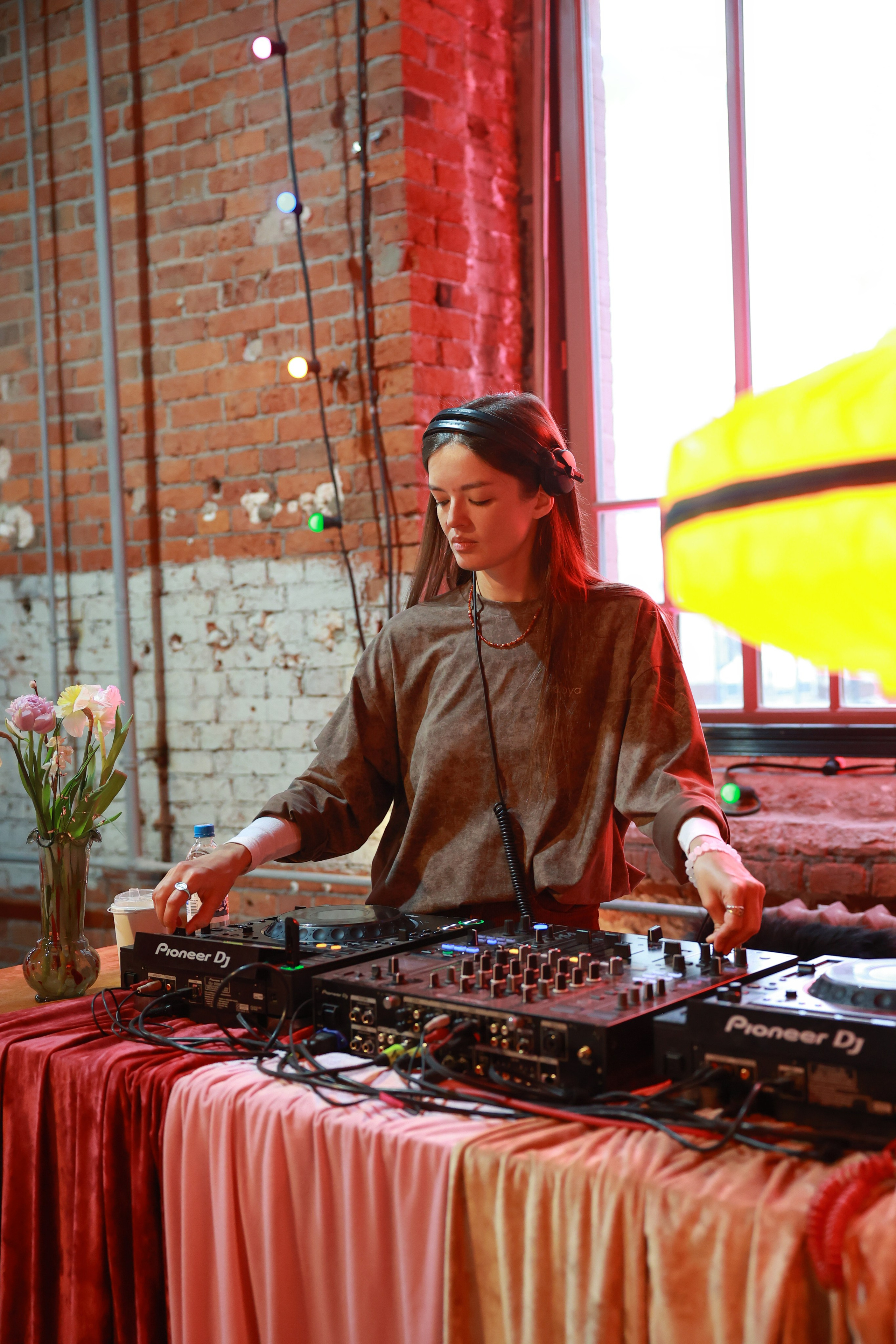 7–8 марта 2026 в Типографии Сытина / фото Саша Жукова. Фотоотчеты «Ламбада-маркета»