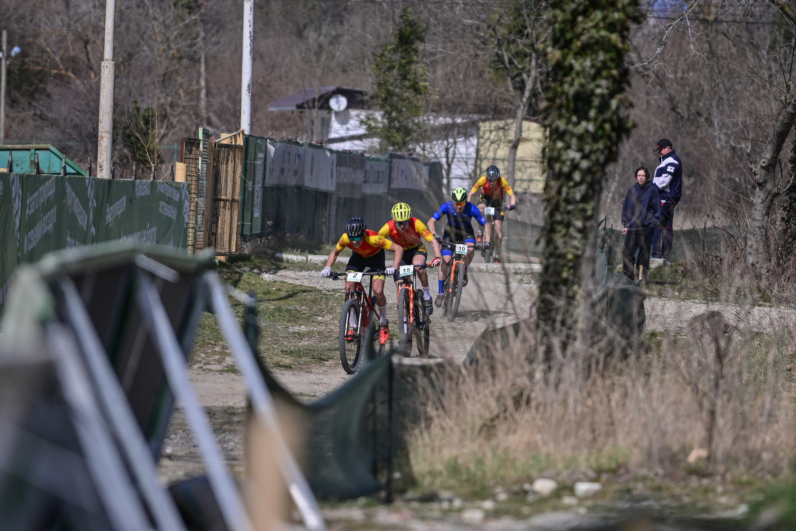 Маунтинбайк, кросс-кантри в Архипо-Осиповке 16 марта 2025. Спортивный фотограф, фотожурналист Павел Ларькин