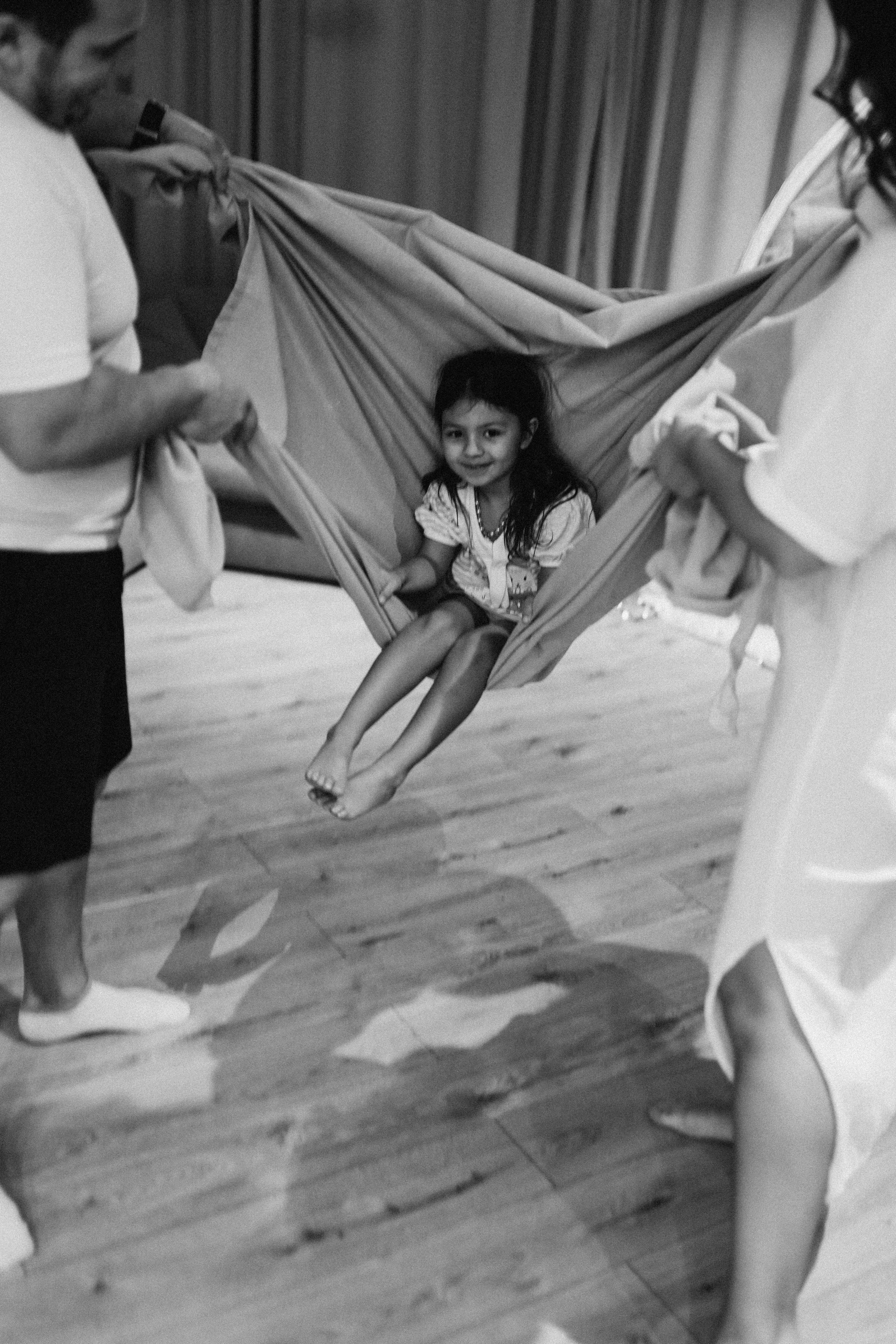 ЧБ. Фотограф в Жезказгане. Графический дизайнер