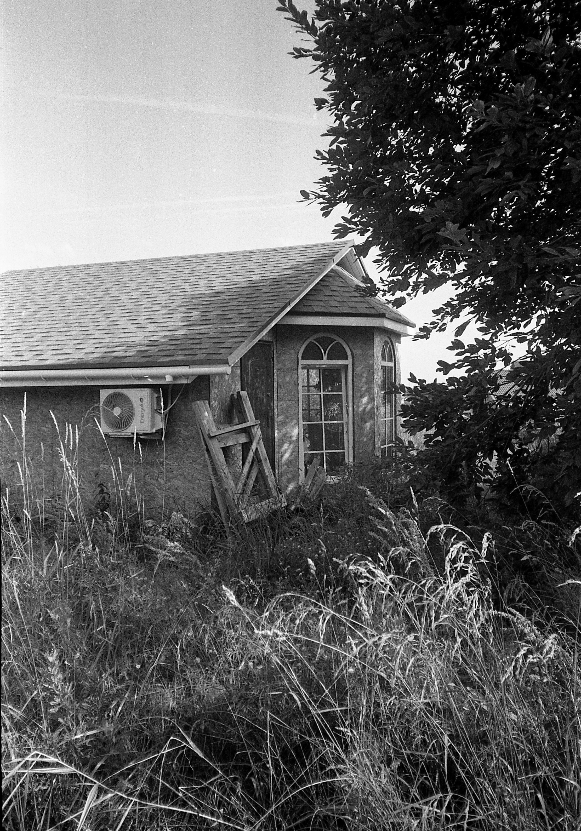 Окраины. Works