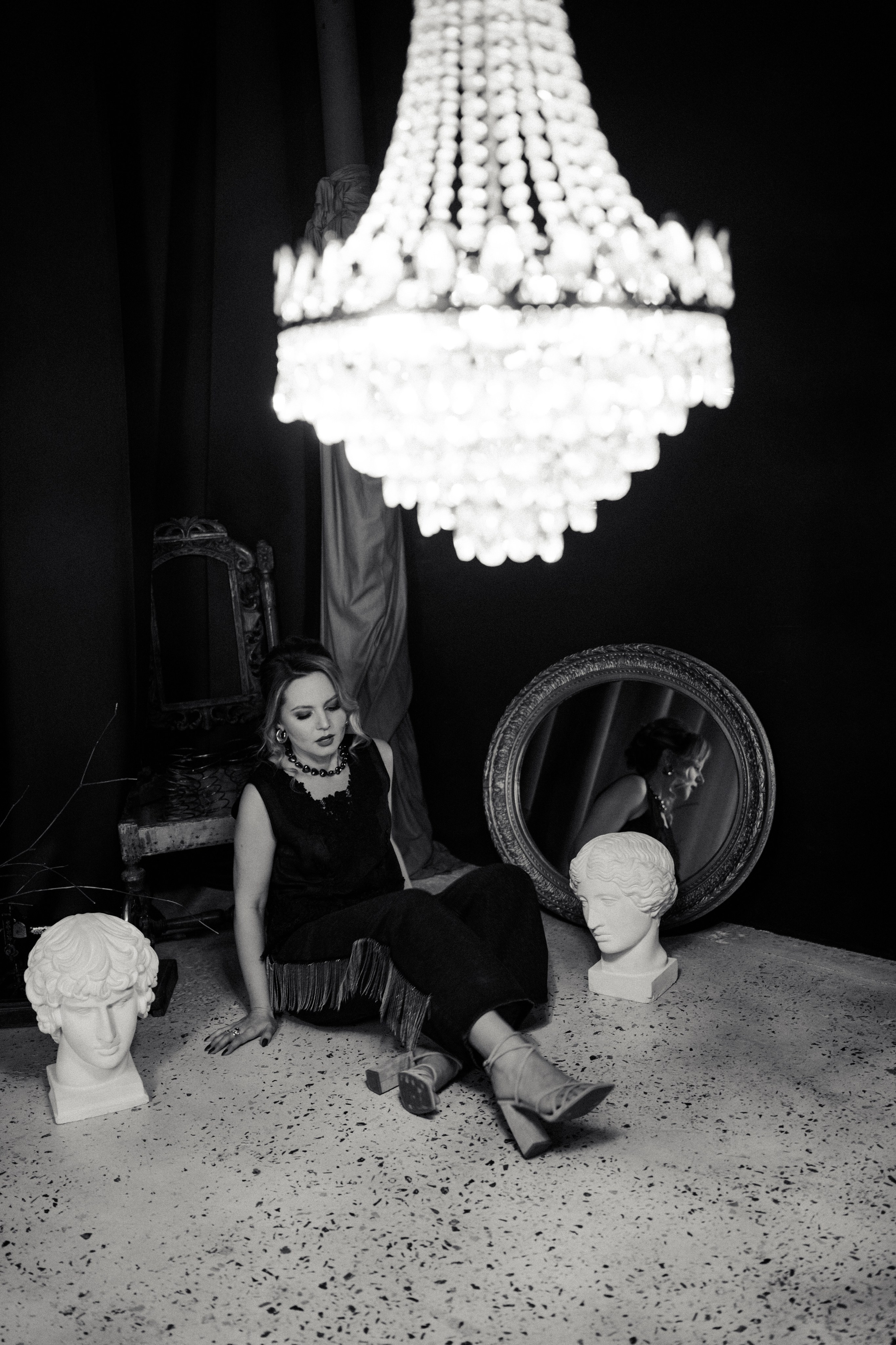 НОВОГОДНЯЯ ФОТОСЕСИИЯ В СТУДИИ ДЛЯ ДЕВУШКИ И ПРОГУЛКА ПО ЧЕРНЫШЕВСКОЙ. Профессиональный фотограф, Санкт-Петербург — Виктория Богомолова