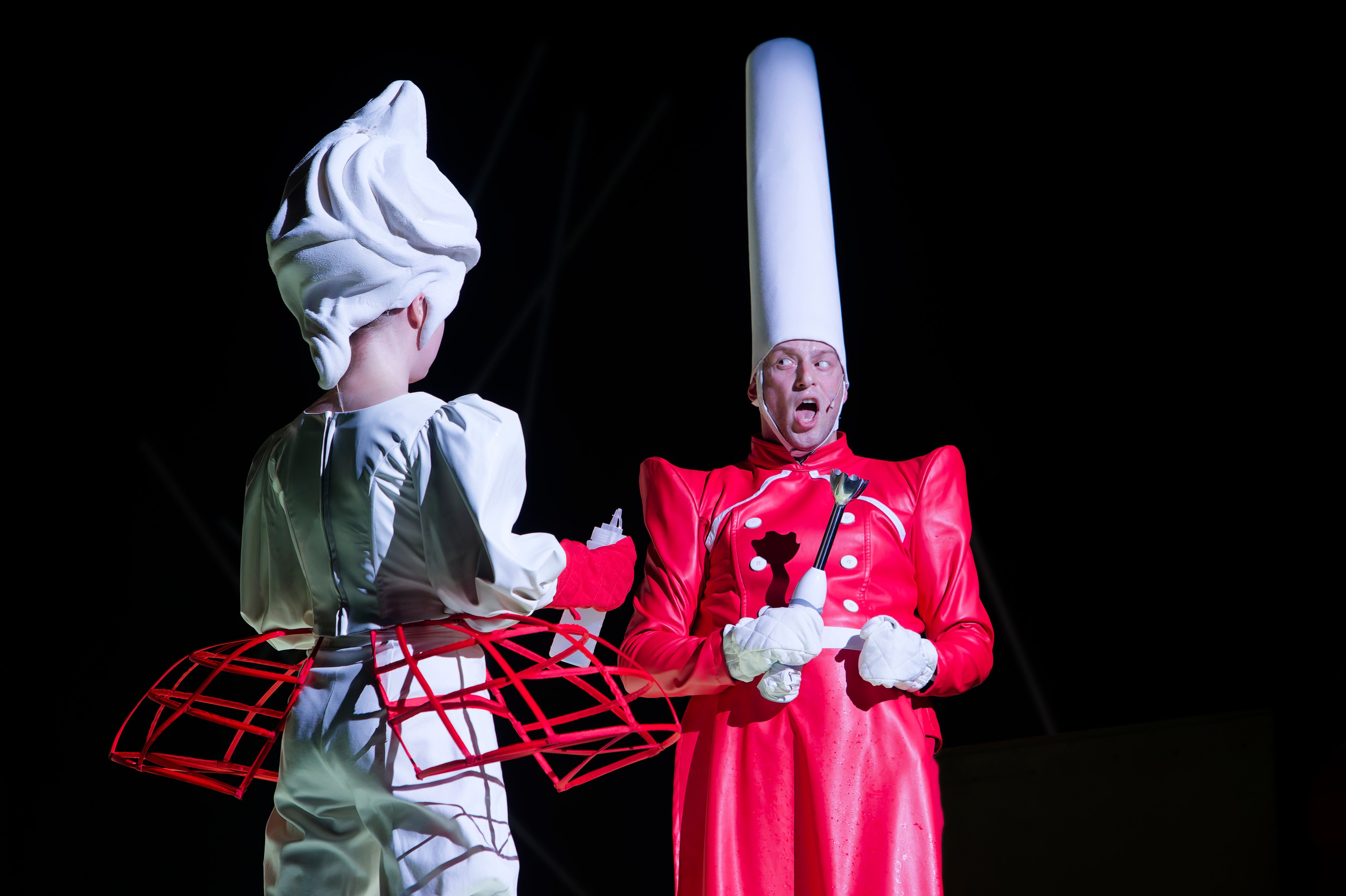 Спектакль «Любовь к трем апельсинам». Кутузов Евгений Фотограф в Южно-Сахалинске