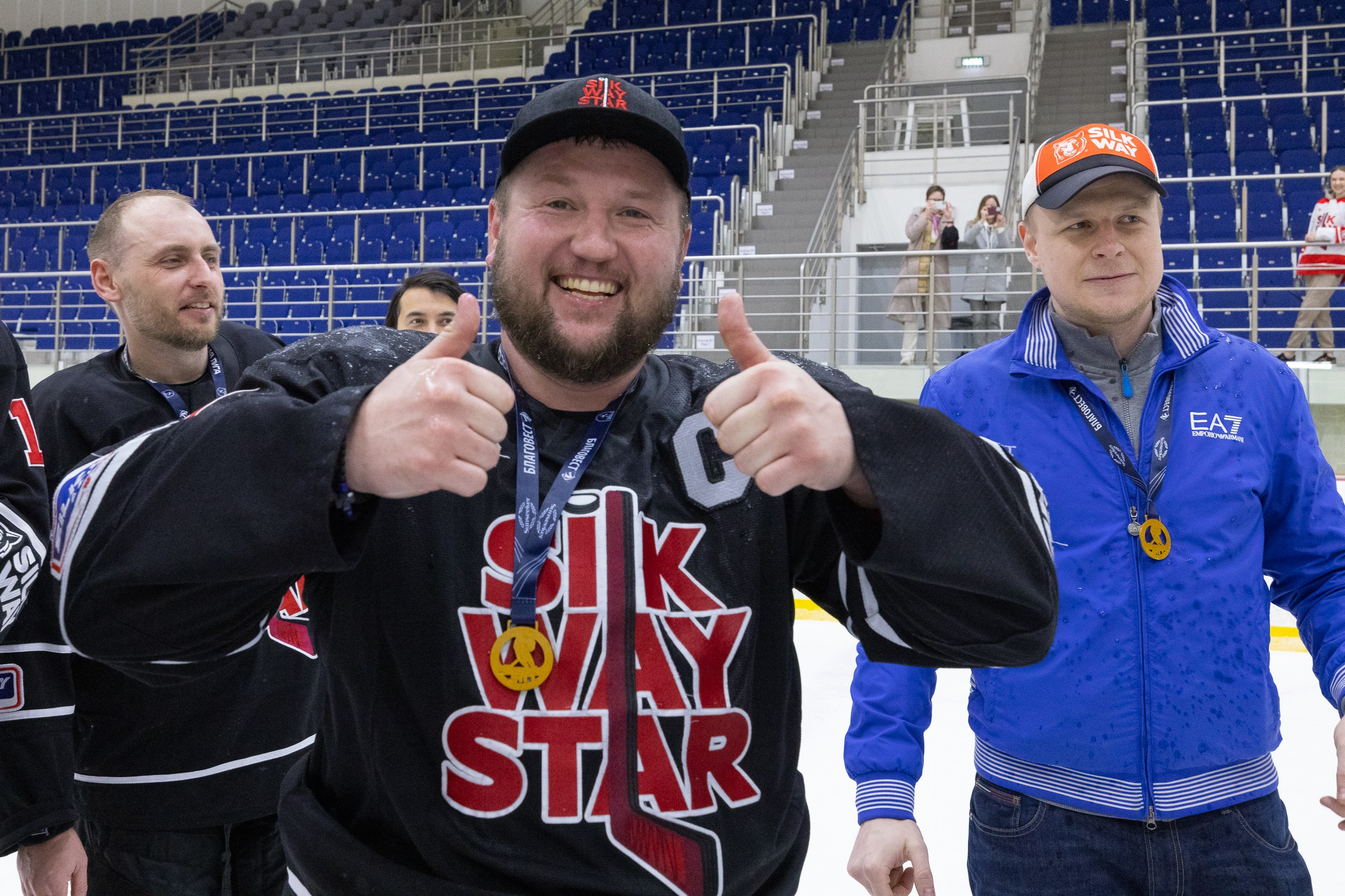 Хоккей. Портретист и репортажный фотограф Михаил Оношко