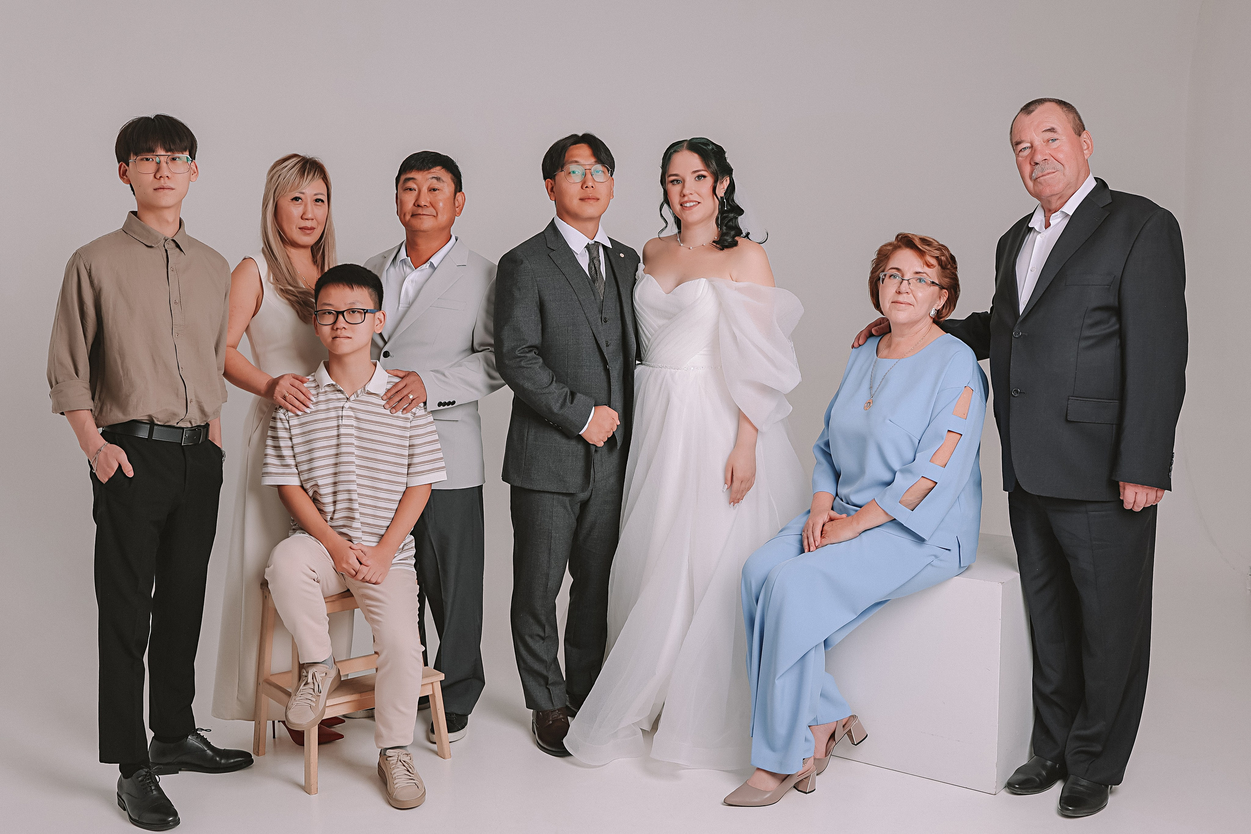 Айвазовский и парк дружбы народов. Семейный фотограф Тюмень, фотограф на роды Салмина Мария