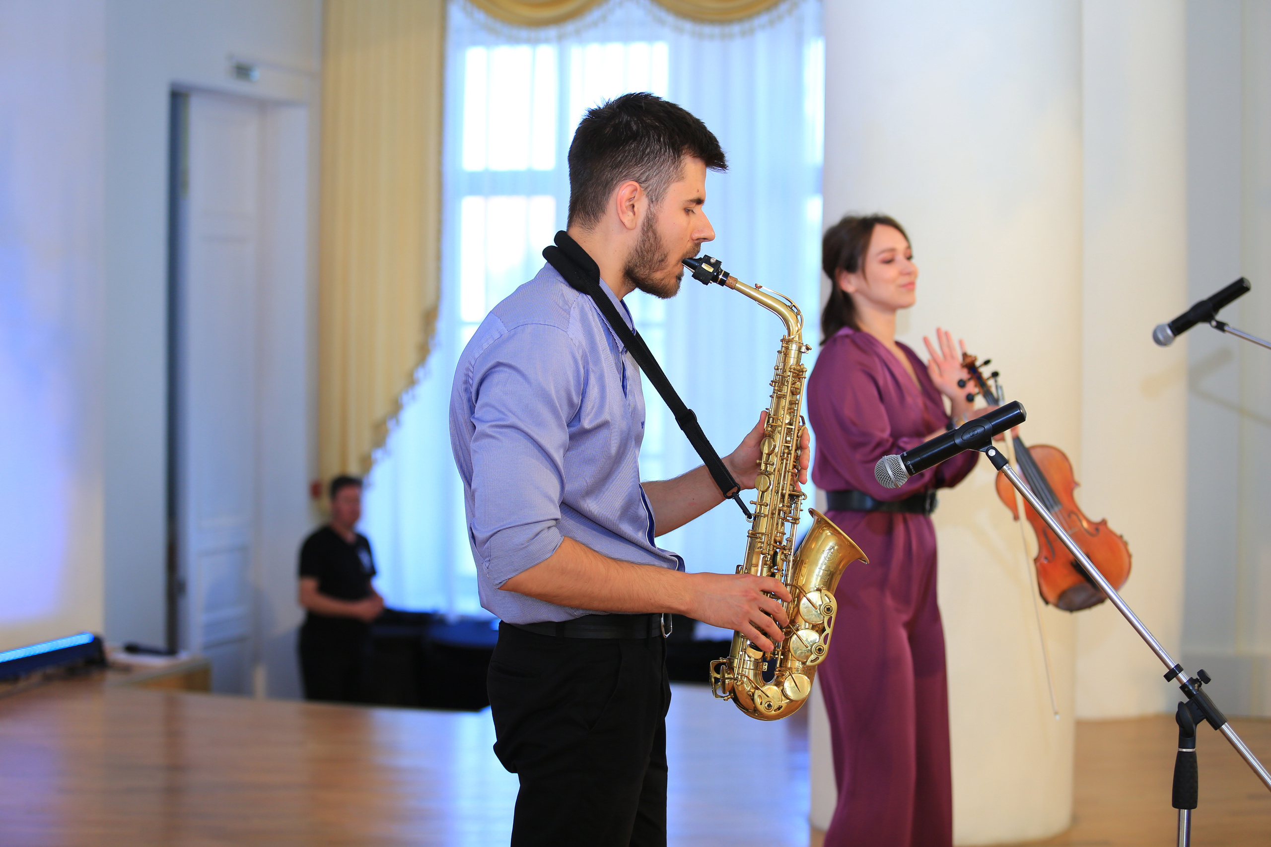 Вручение аттестатов 11 гимназия. Школьный фотограф в Туле Светлана Привезенцева