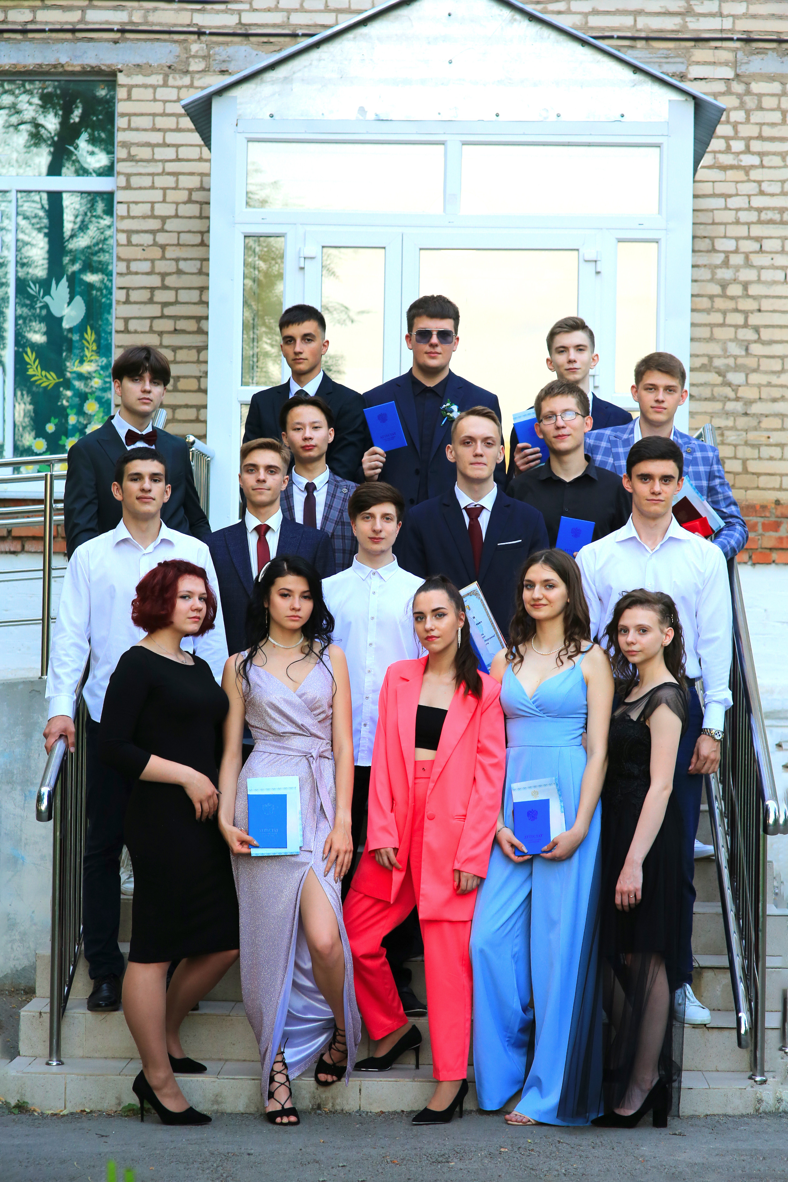 Выпуск 2022. Школьный фотограф в Туле Светлана Привезенцева