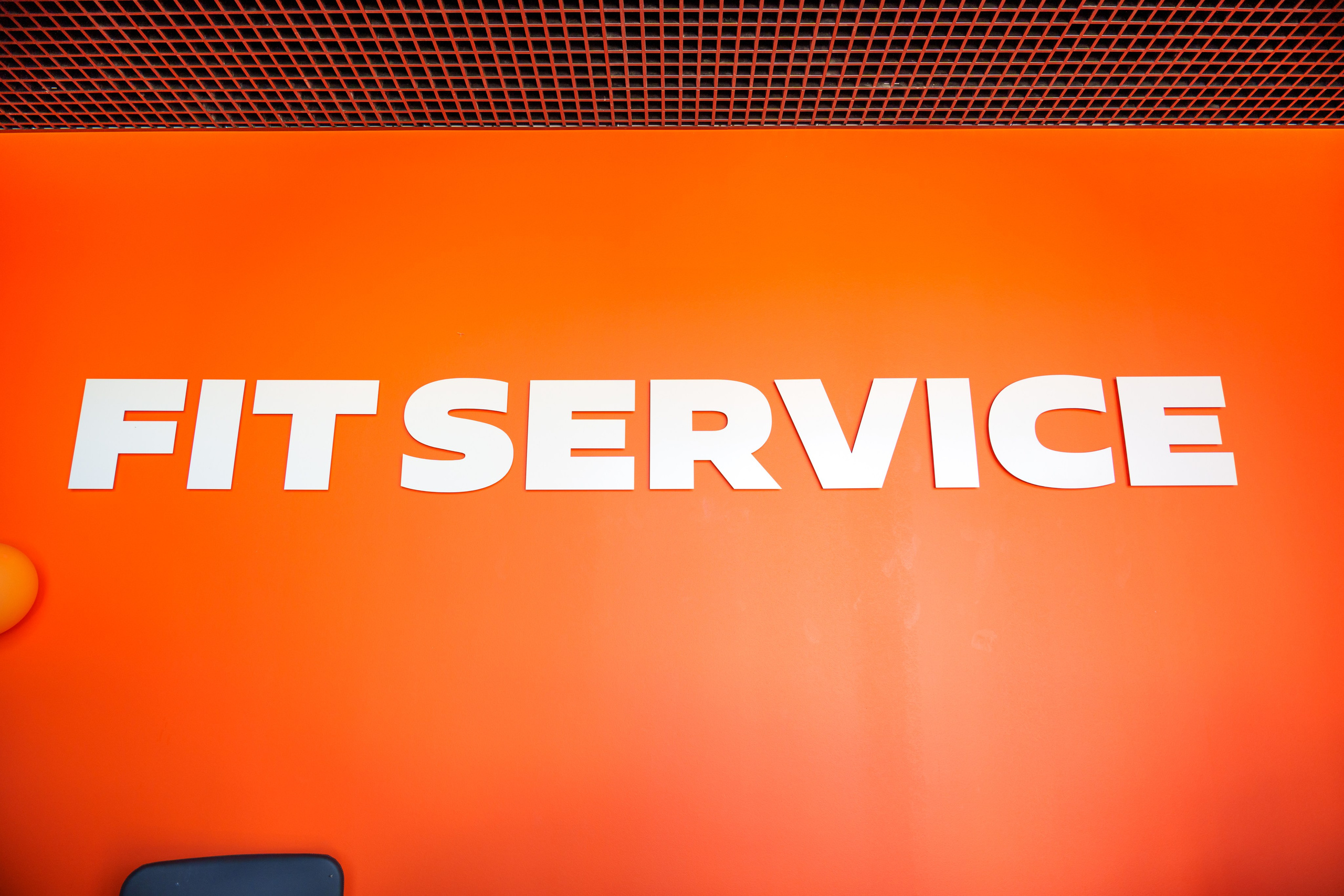 Интерьерная фотосъемка автосервиса Fit Service в Краснодаре — Профессиональная фотосъемка интерьера техцентра в Краснодаресеть СТО. Шедевры для Вас! Фотограф и Видеограф в Краснодаре Пахиев Руслан