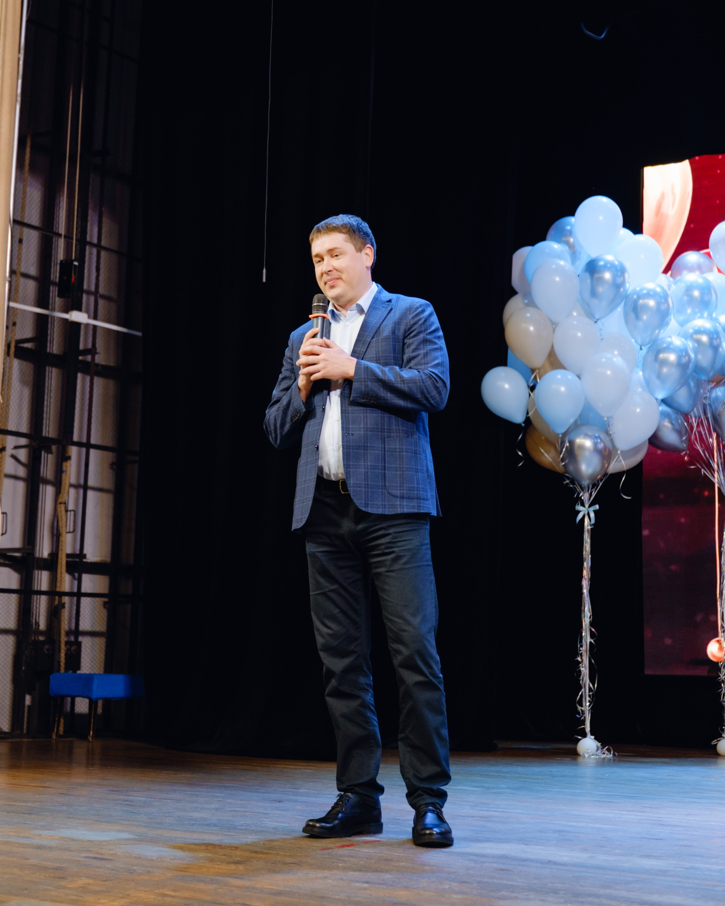 Последний звонок 11 класс. Фотограф Софья Володкина