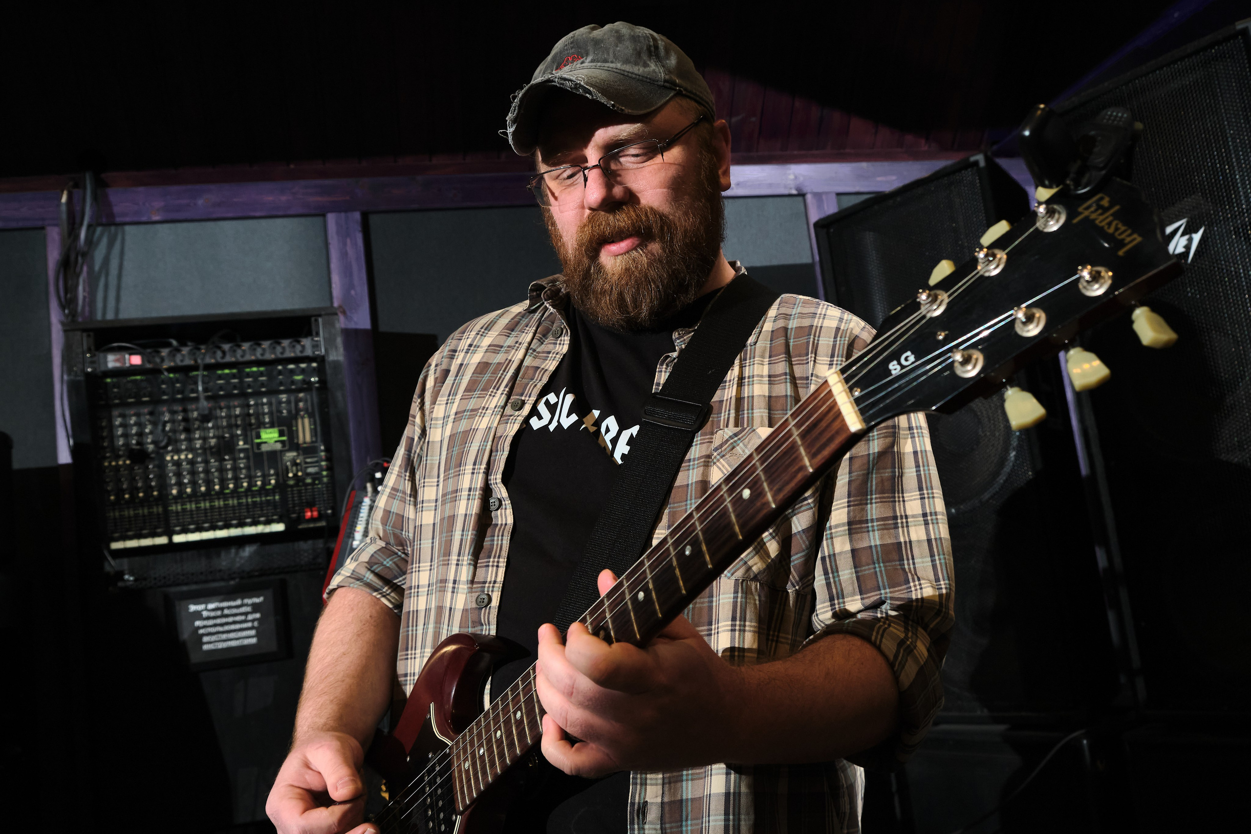 Съемка музыкальных клипов, сниппетов, съемка музыкантов за кулисами, концертная съемка, творческая съемка для музыкальных групп