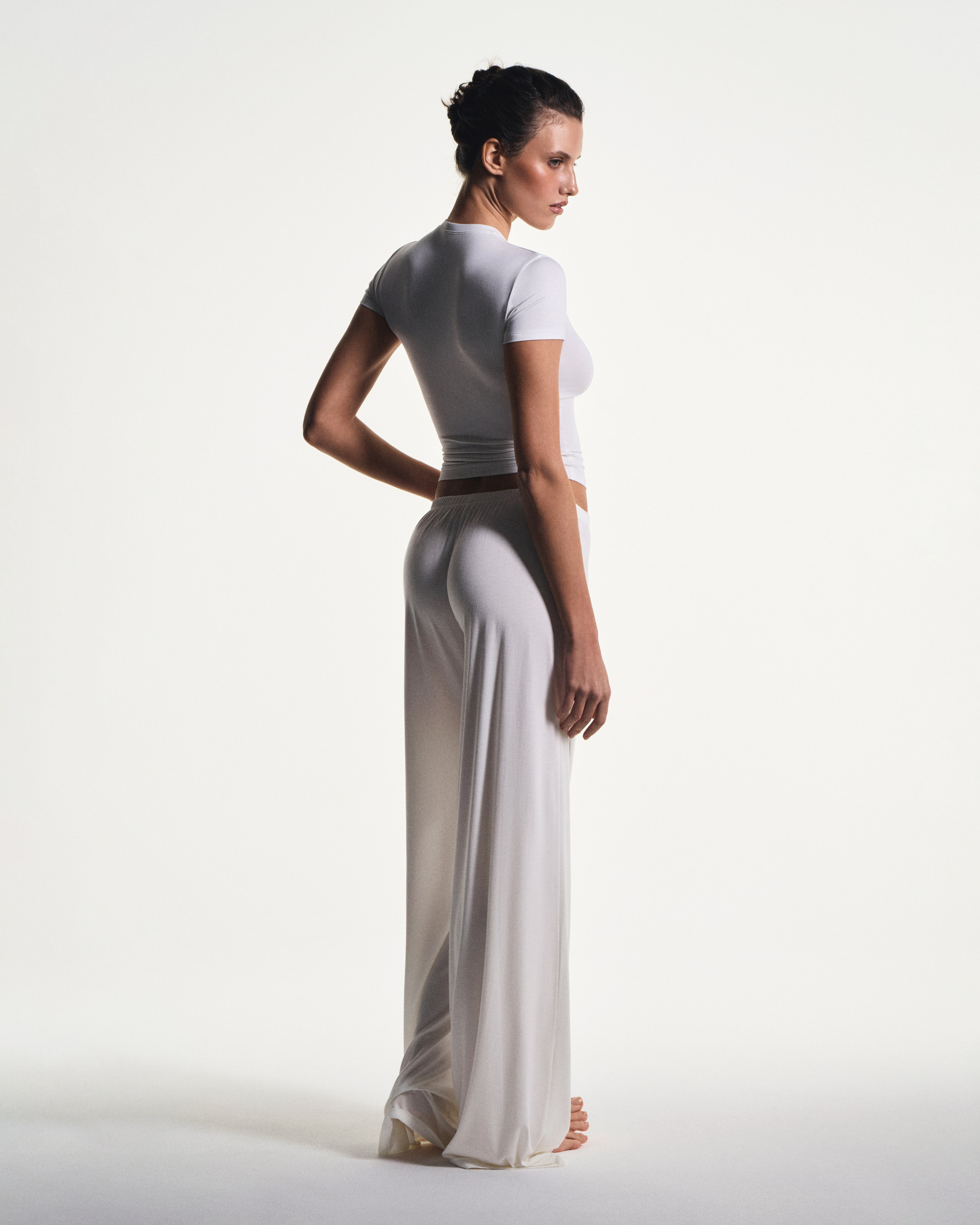 ANIMAVESTRA lookbook. Nadezhda Diskant is a Moscow and Saint Petersburg based photographer
