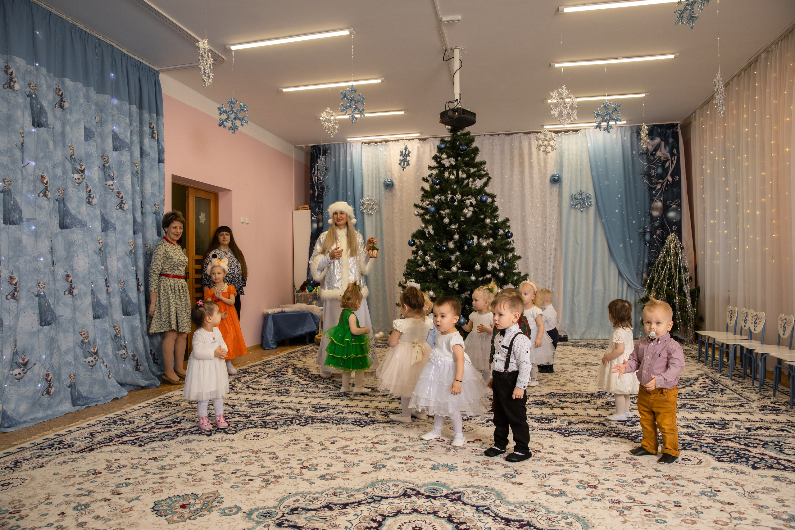 Новогодний утренник Успех. Фотограф в Железнодорожном и Балашихе