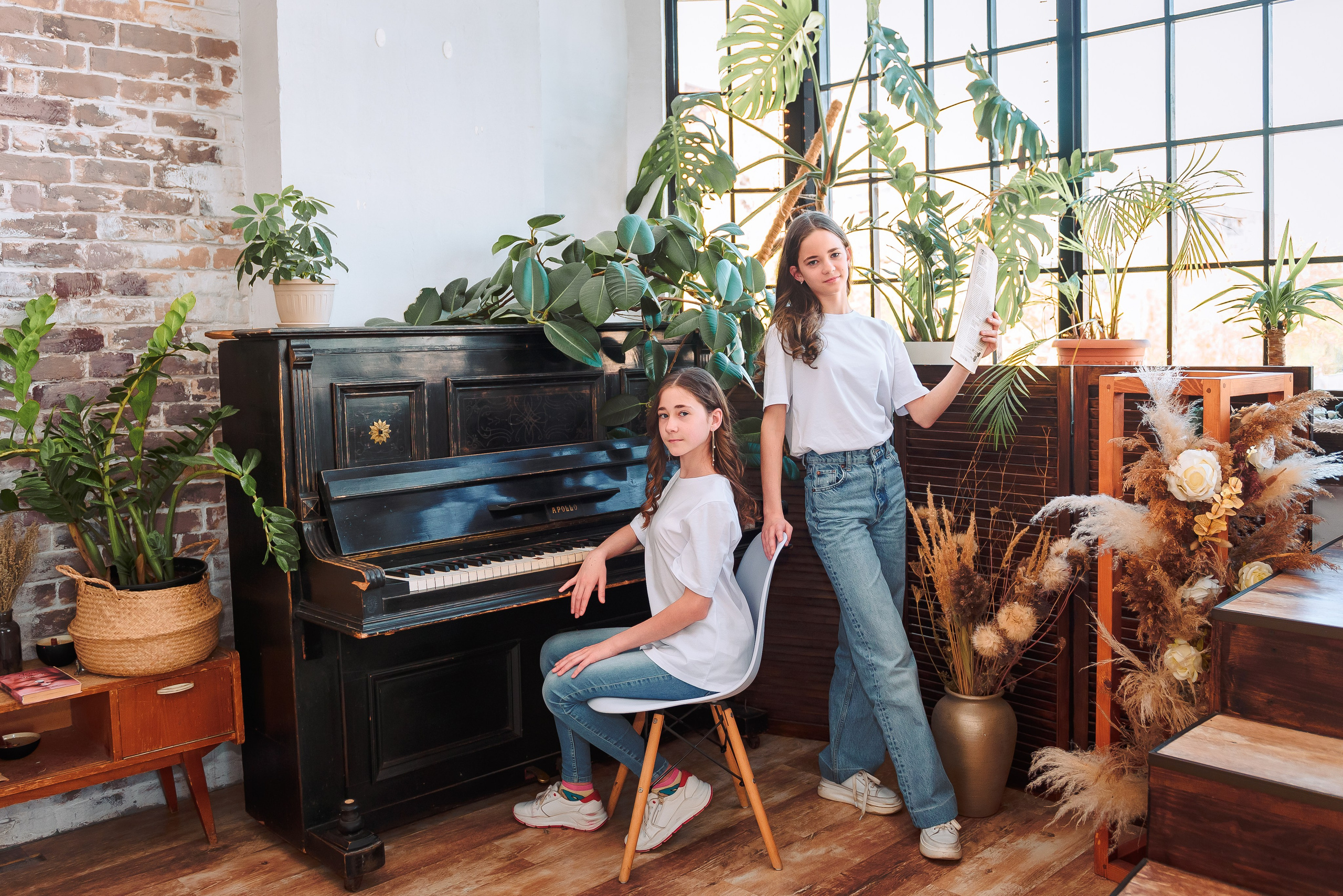 Семейная фотосессия в DreamStudio. Свадебный и семейный фотограф в Москве Юлия Винник