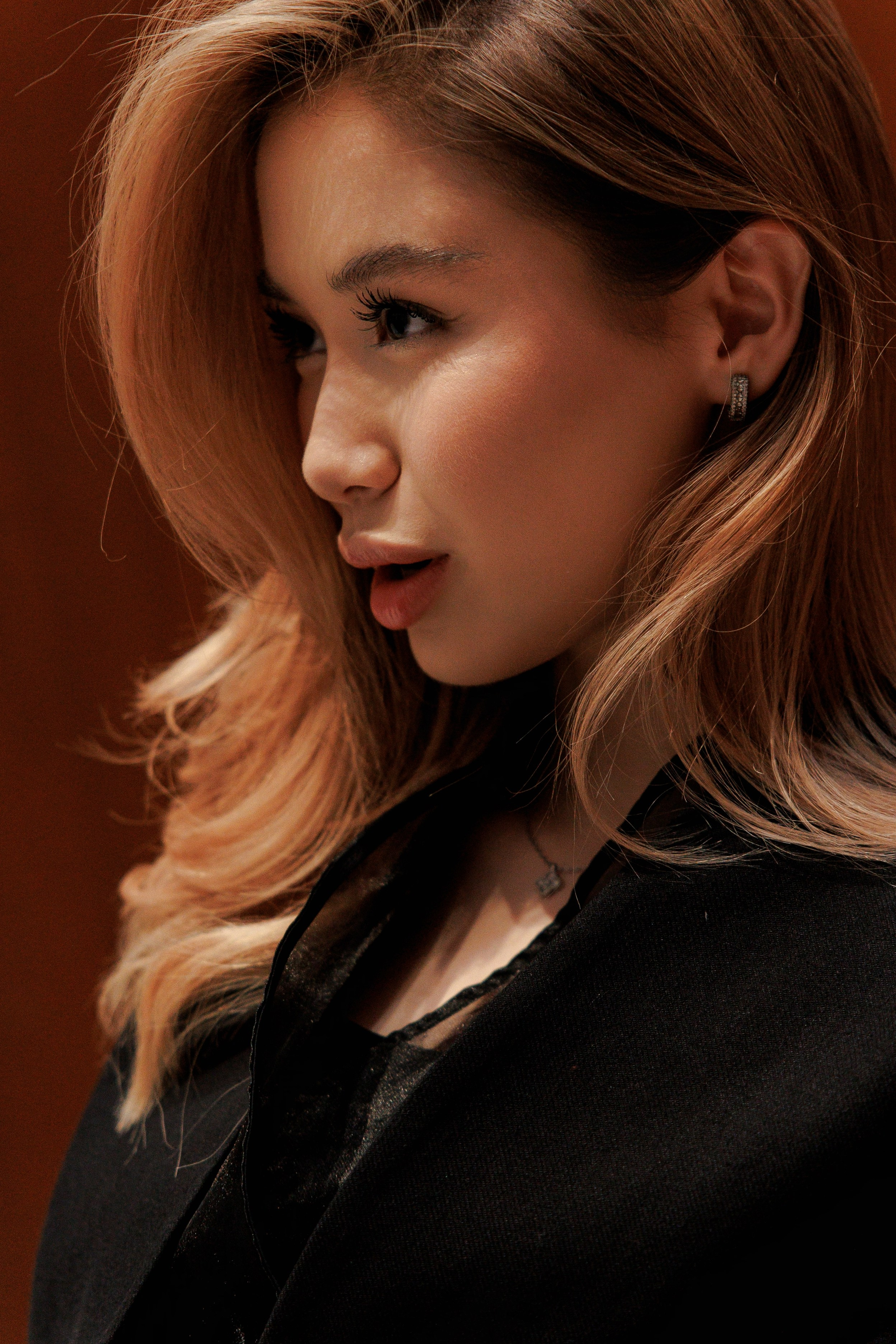 Akerke Serikzhan. Азамат Рзабаев