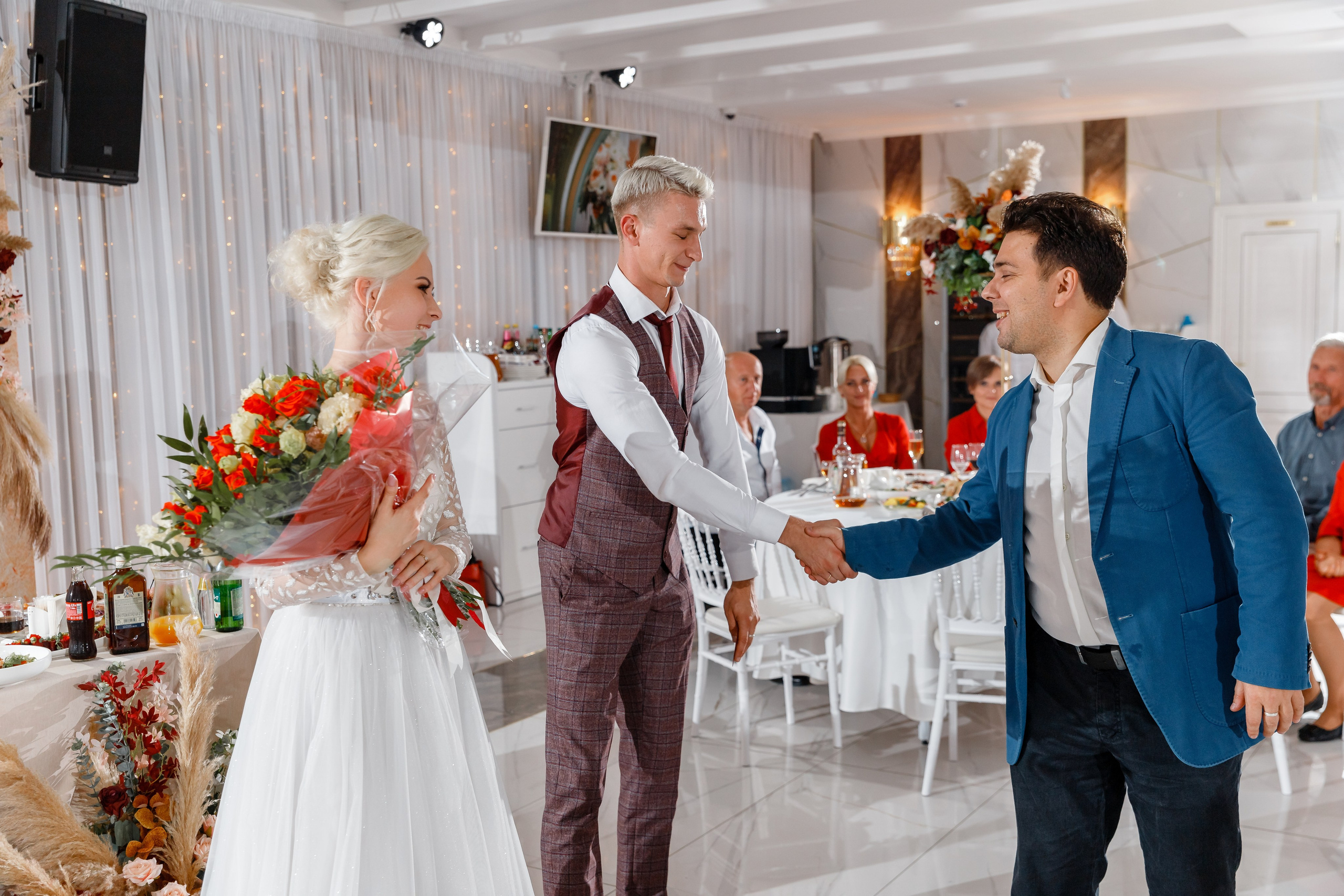 Анонс свадьбы Сергея и Елены. Свадебный фотограф в Крыму и Севастополе Ольга Баскакова