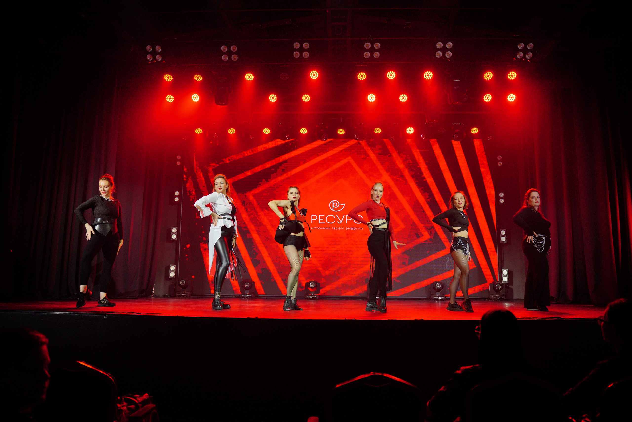 Танцевальный конкурс|Концертный зал Epicenter. Концертный и репортажный фотограф в Санкт-Петербурге Слава Пахомов