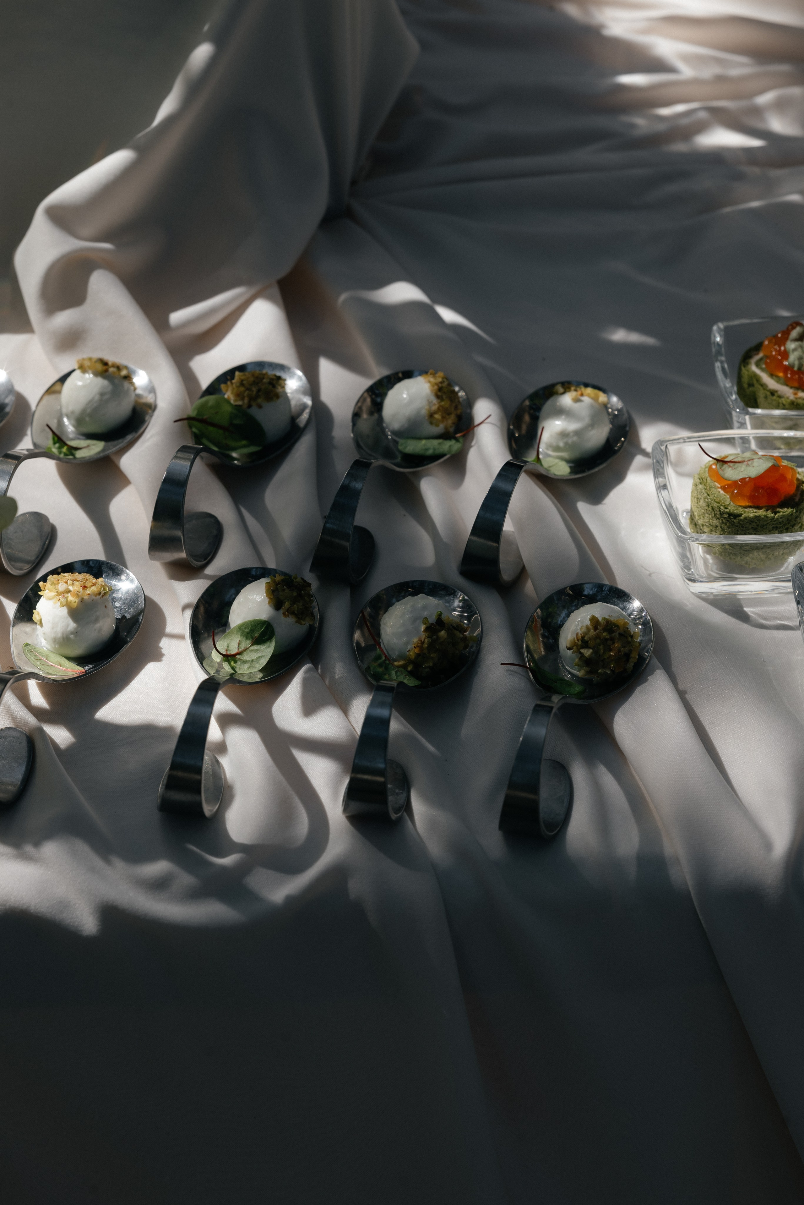 Wedding day in DELICE CHALET. Wedding PHOTOGRAPHER Andrew Vnukov