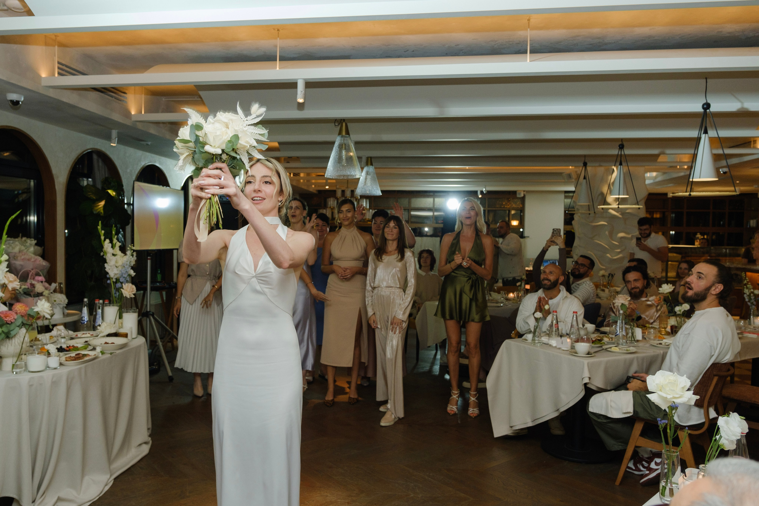 Alexander Alina. Wedding photographer