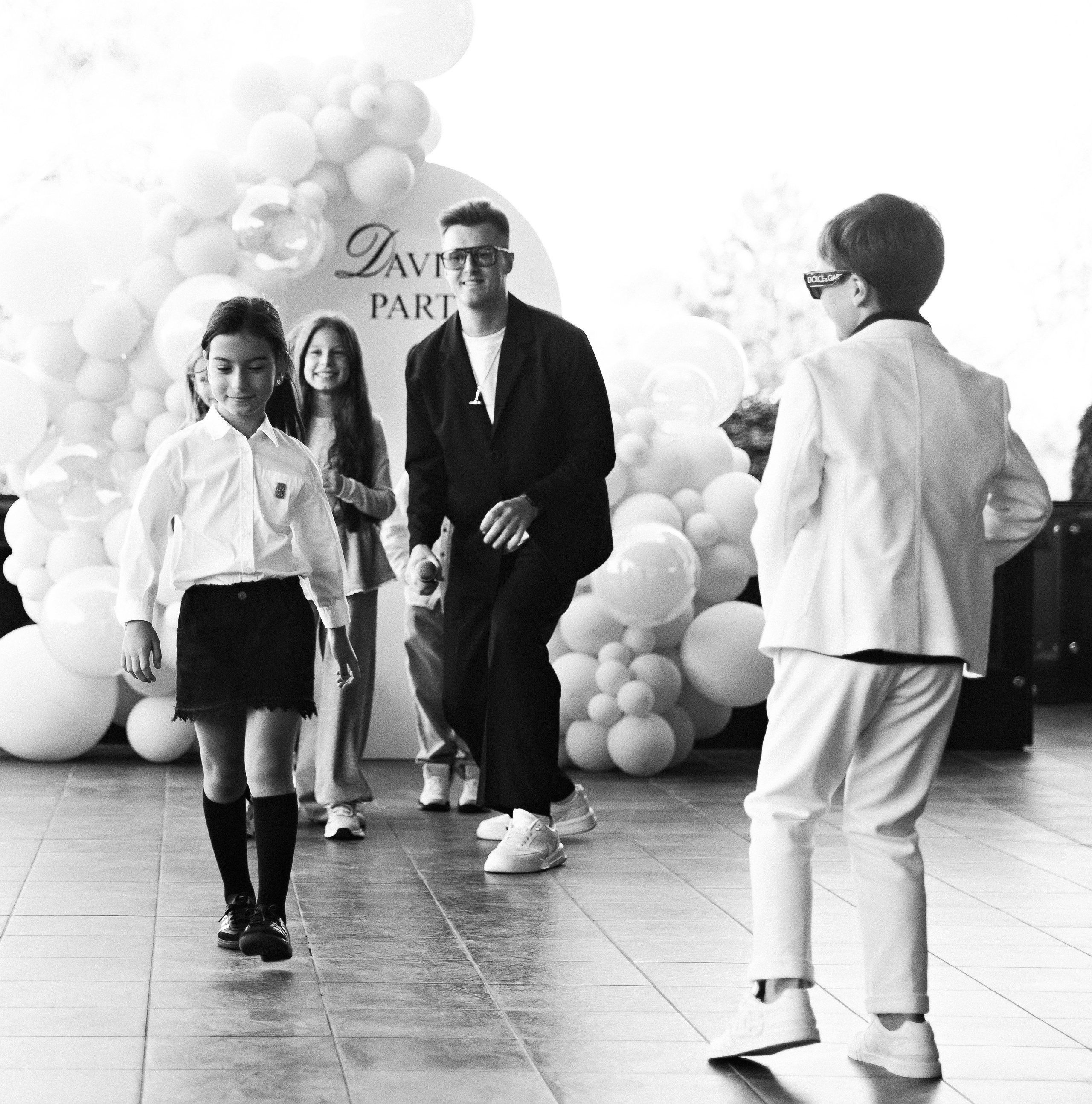 Фотосессия на день рождения Праздничная съемка от профессионального фотографа. Красильников Евгений — профессиональный фотограф в Ростове-на-Дону