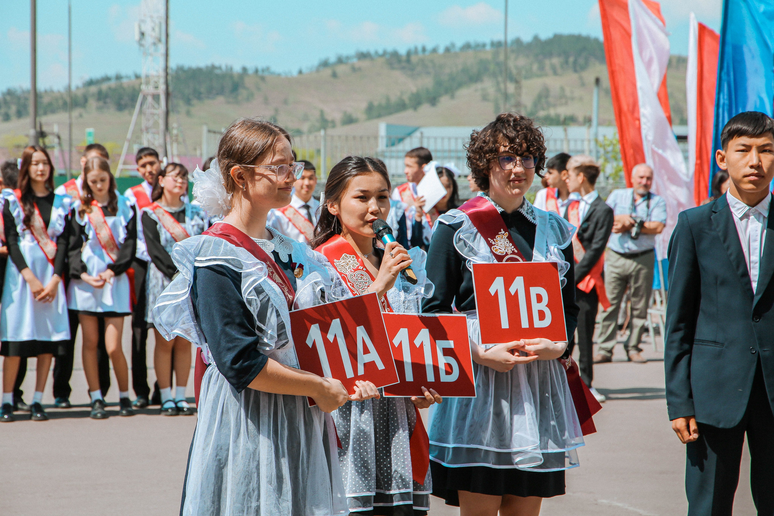 Последний звонок 2024 | № 8. Свадебный и Школьный фотограф Улан-Удэ Бурятия Джулия Топоева Выпускные альбомы Фотограф на мероприятие