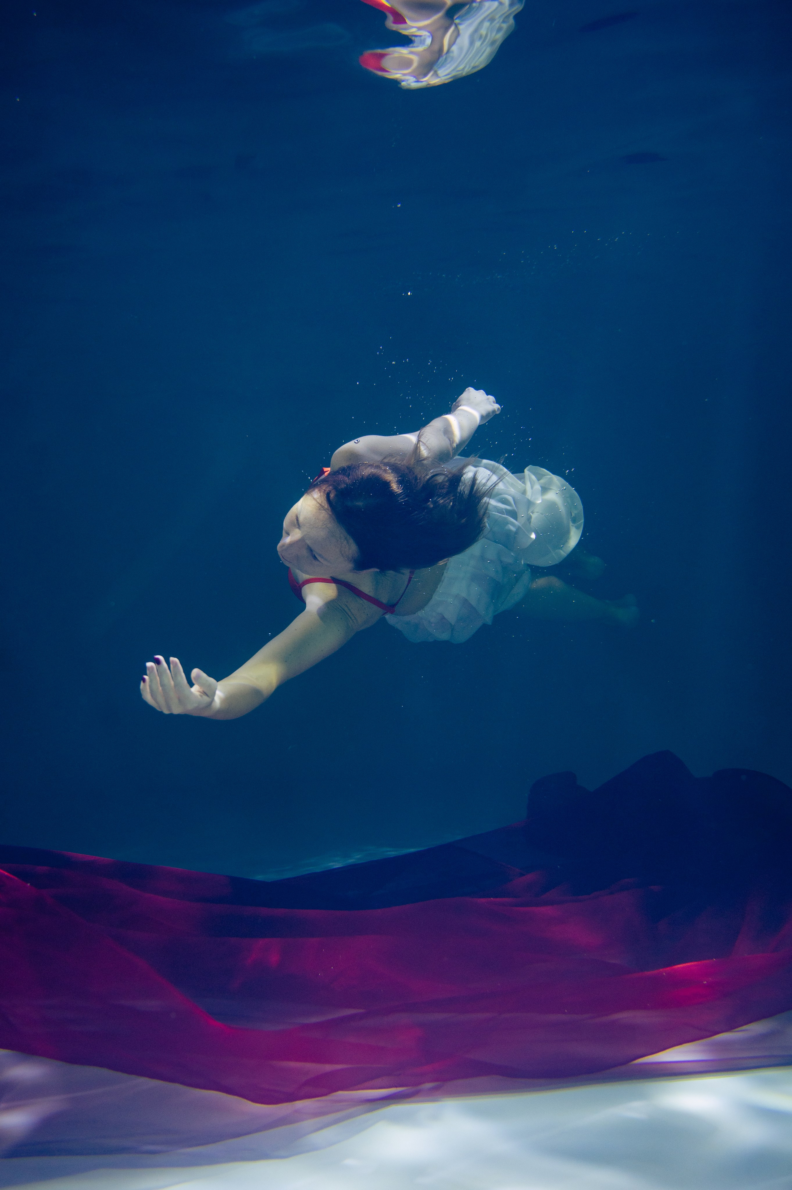 Екатерина под водой. Спортивный фотограф в Москве Фадеева Ирина. Соревнования, турниры, чемпионаты по танцам. отчетные концерты, съемка под водой