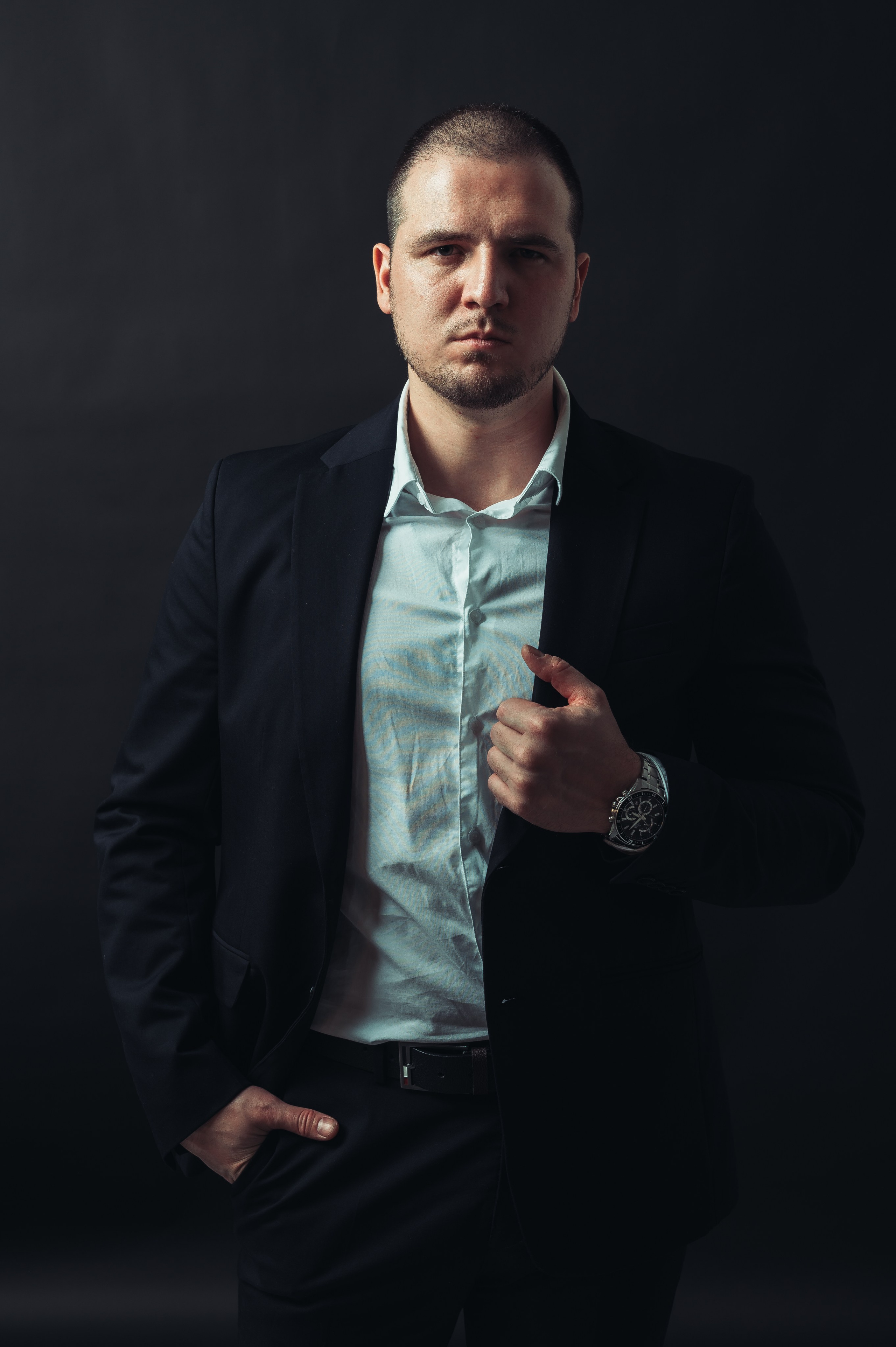 Никита Пустовалов — портретная съёмка. Иван Кубик — фотограф и видеограф