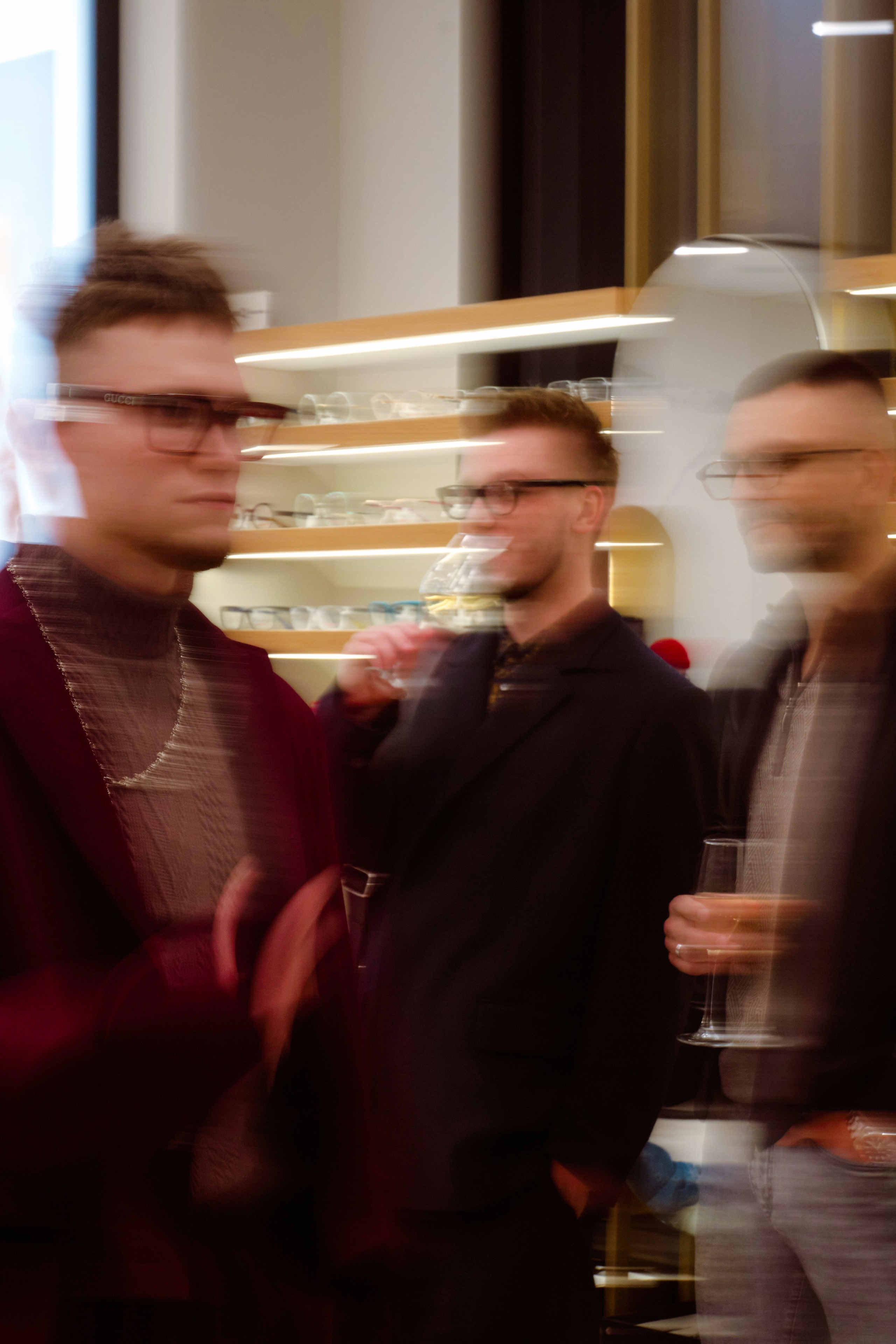 ОПТИК ЦЕНТ. Свадебный фотограф в Екатеринбурге Соседков Евгений