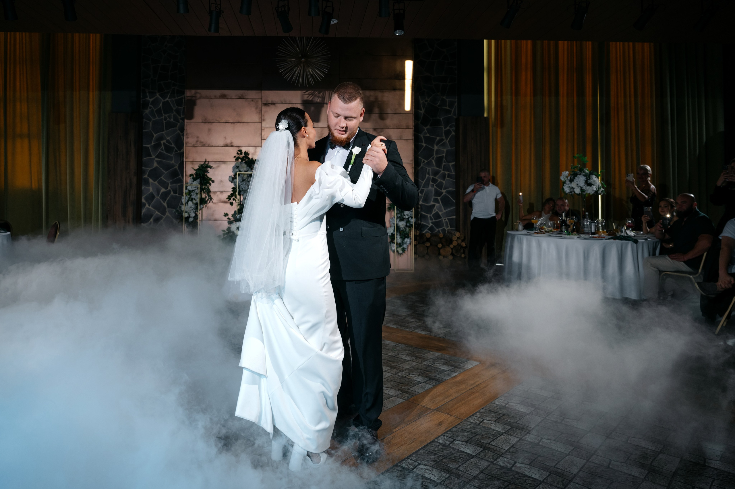 Свадьба в КСК Звёздный. Свадебный и семейный фотограф Виктория Носачёва. Щелково, Москва и МО