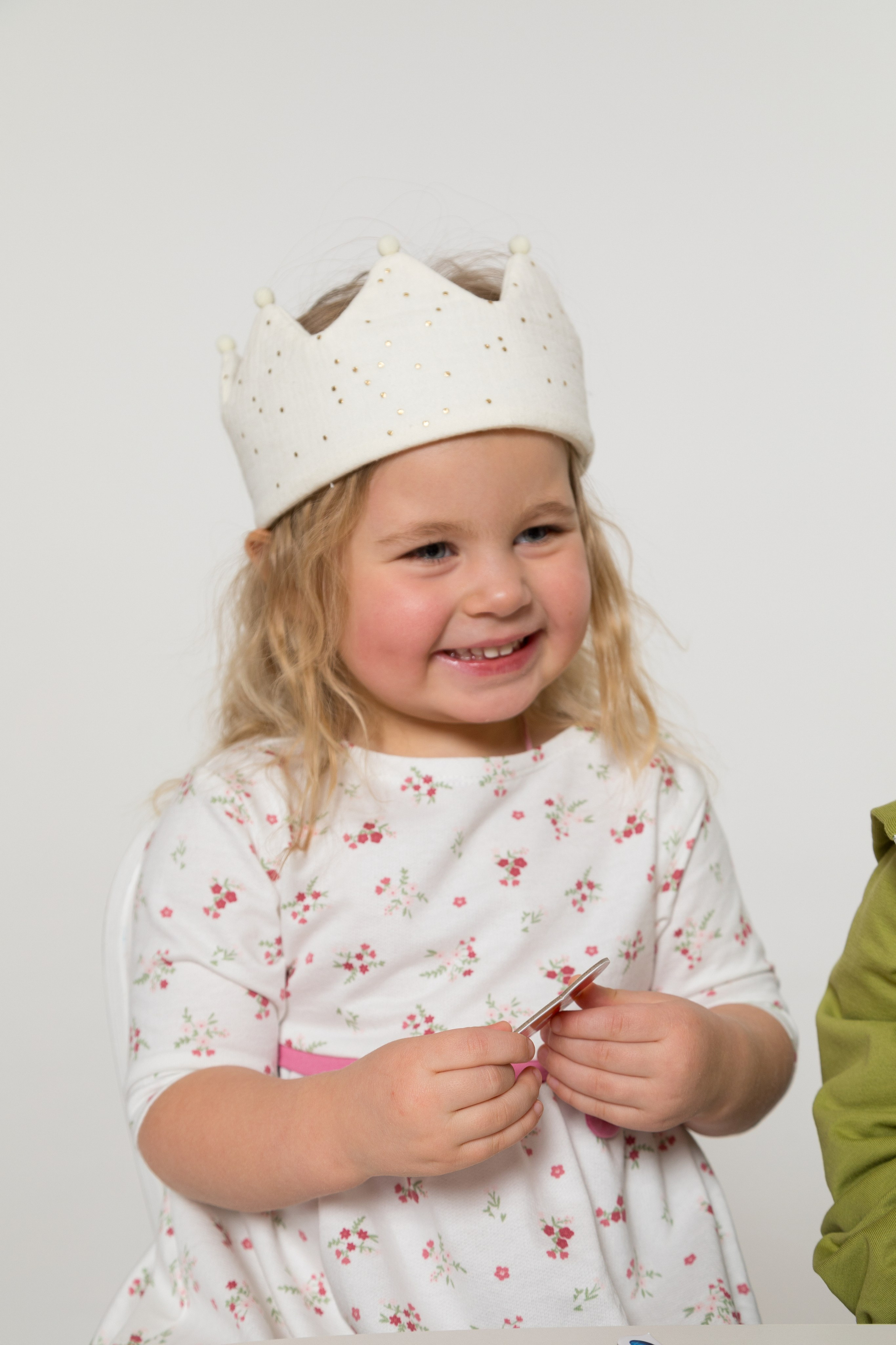 Имиджевая и каталожная съёмка для бренда детских пазлов. Детский и контент фотограф Надя Волкова Санкт-Петербург