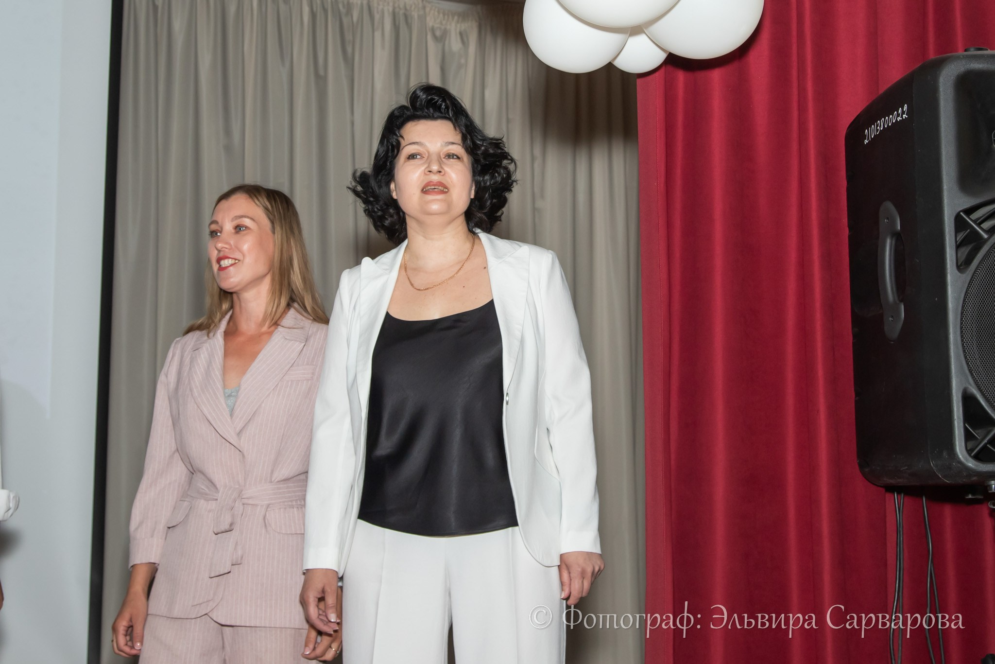 Вручение аттестатов 9 класс. Репортажный Фотограф