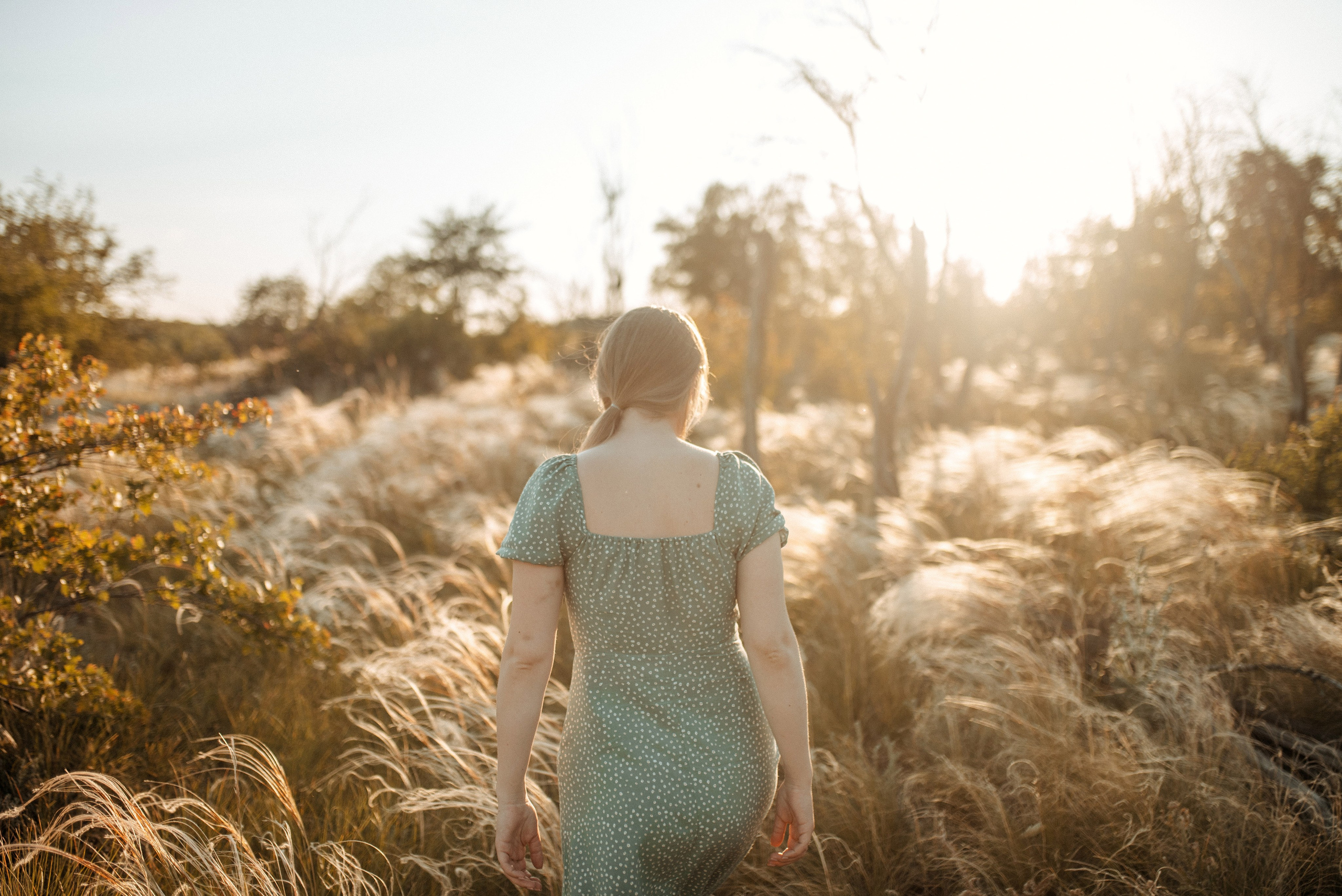 Трое в поле, не считая собаки. Семейный документальный фотограф в Волгограде Мариэта Додина