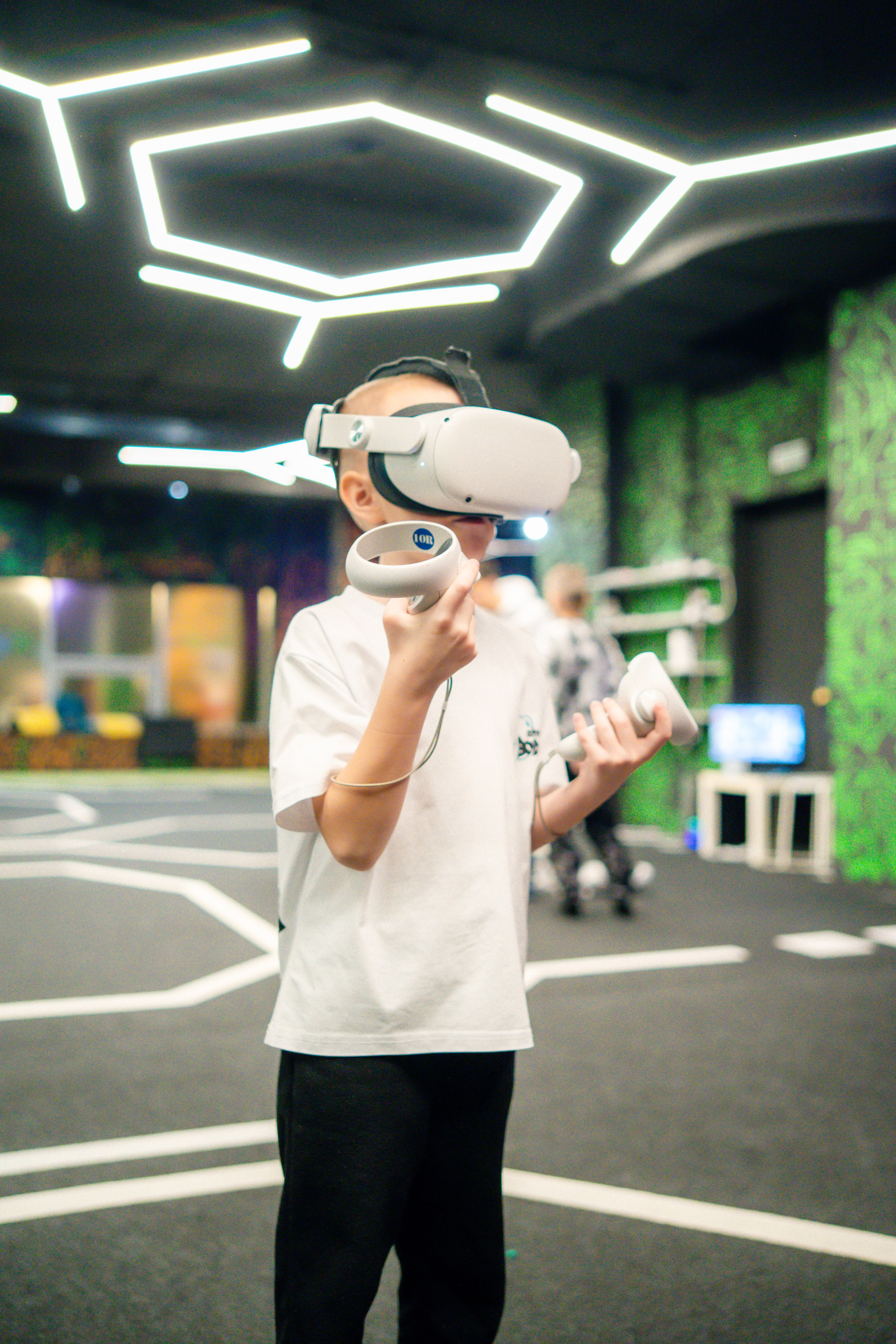 VR (November-December 2024). Felixtones