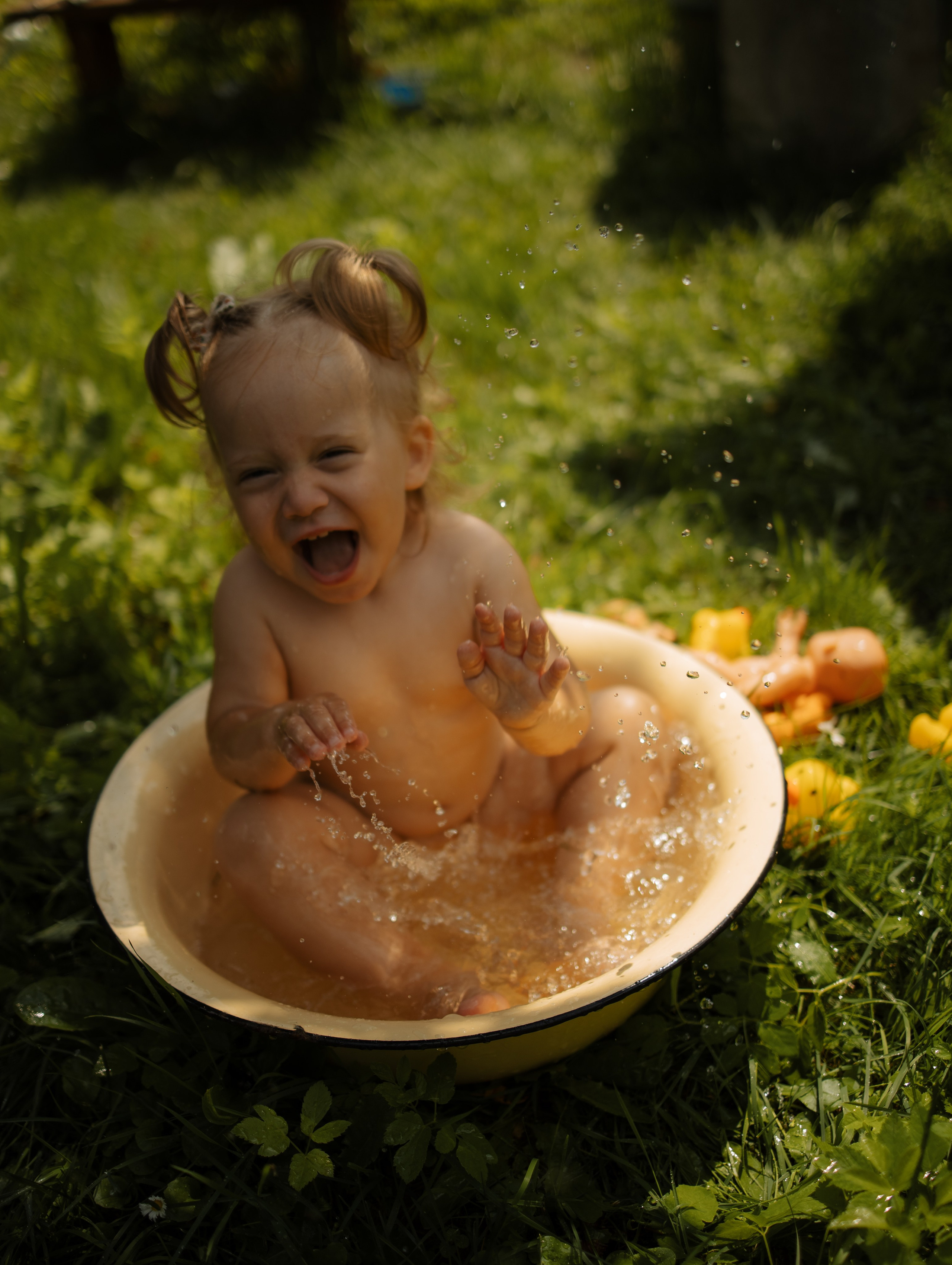 Дачная фотосессия летом у бабушки. Фотограф Углич и Ярославль Ольга Тятюшкина