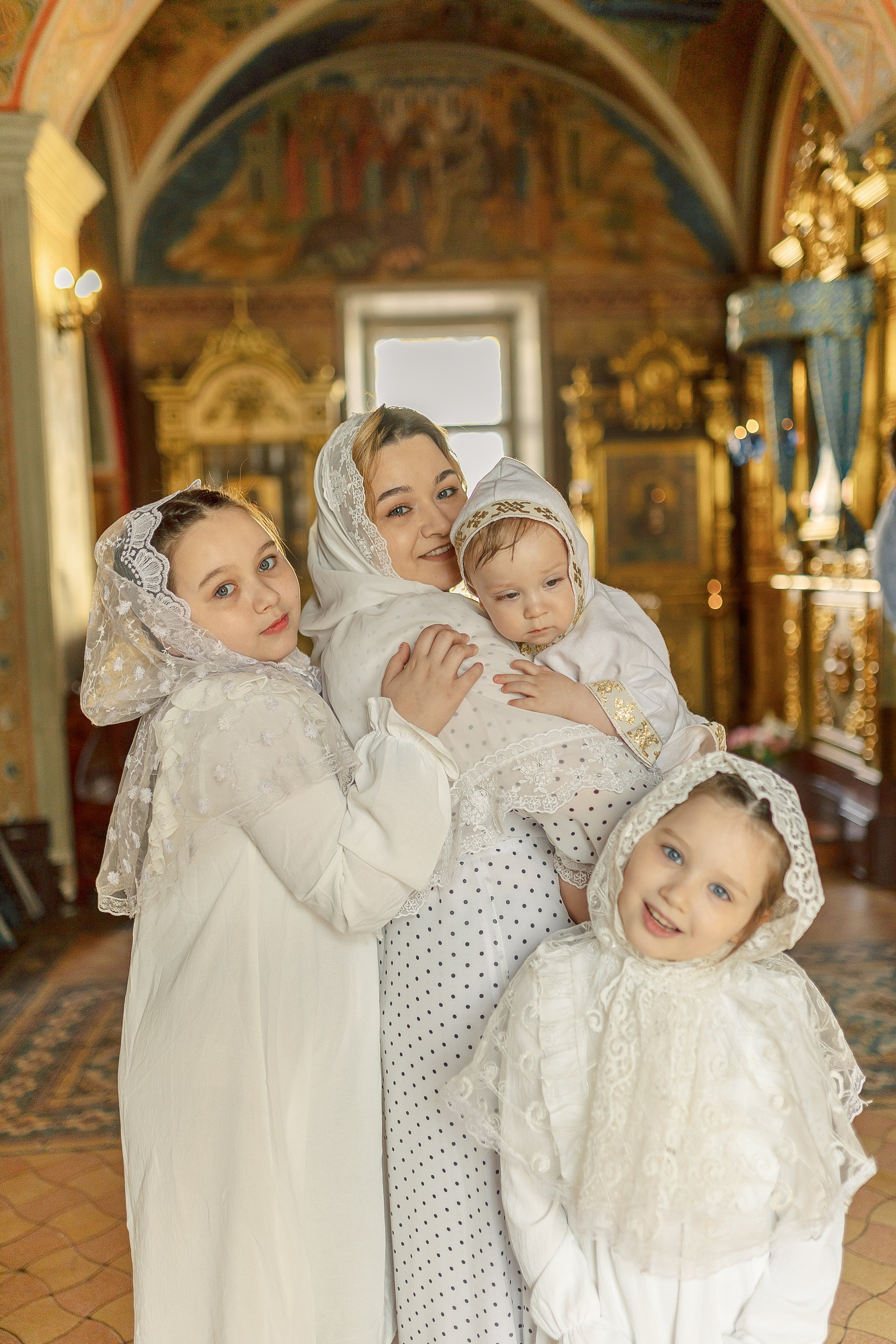 Церковь прп. Зосимы и Савватия Соловецских. Семейный фотограф в Москве Анна Пожарская