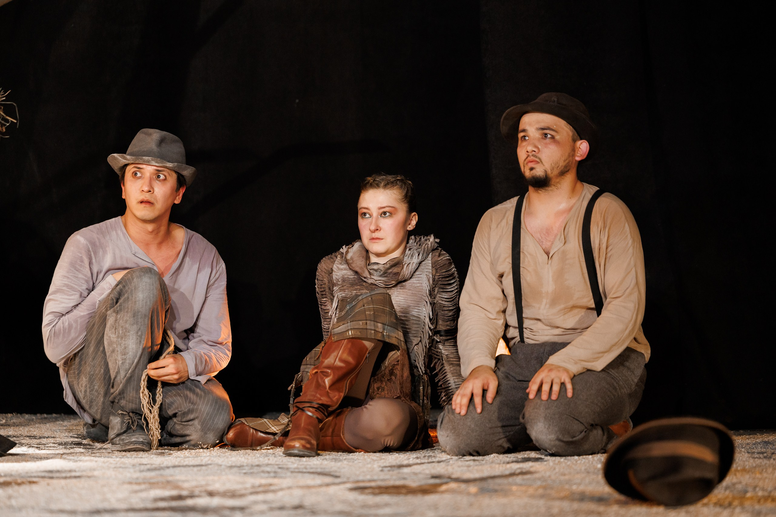 Спектакль «В ожидании Годо» от театра Д. Лица в СПб. Фотограф в Санкт-Петербурге — Сергей Петров