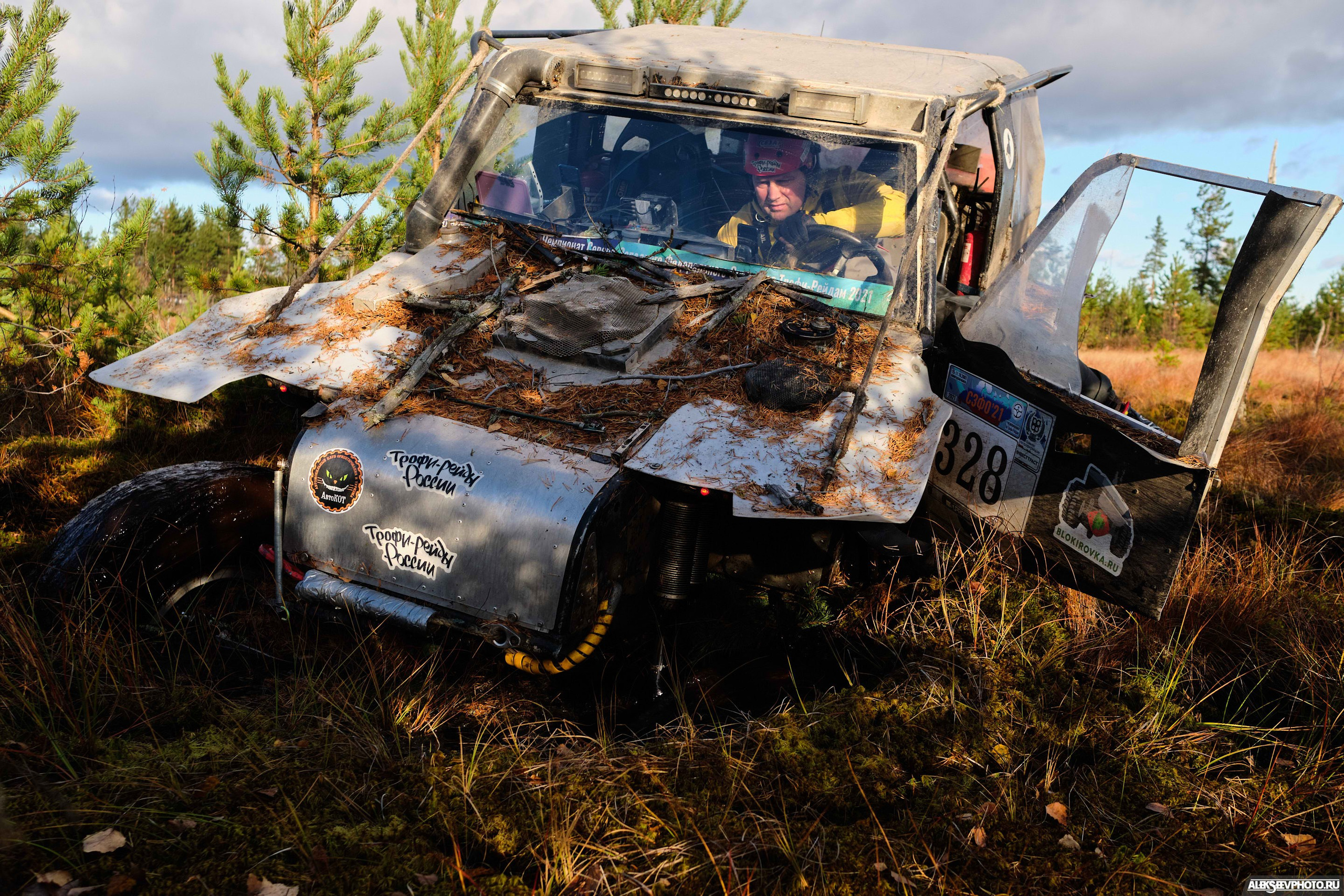 2021.10.17 — Финал чемпионата СЗФО по трофи-рейдам — 1 день. Фотограф Алексей Алексеев