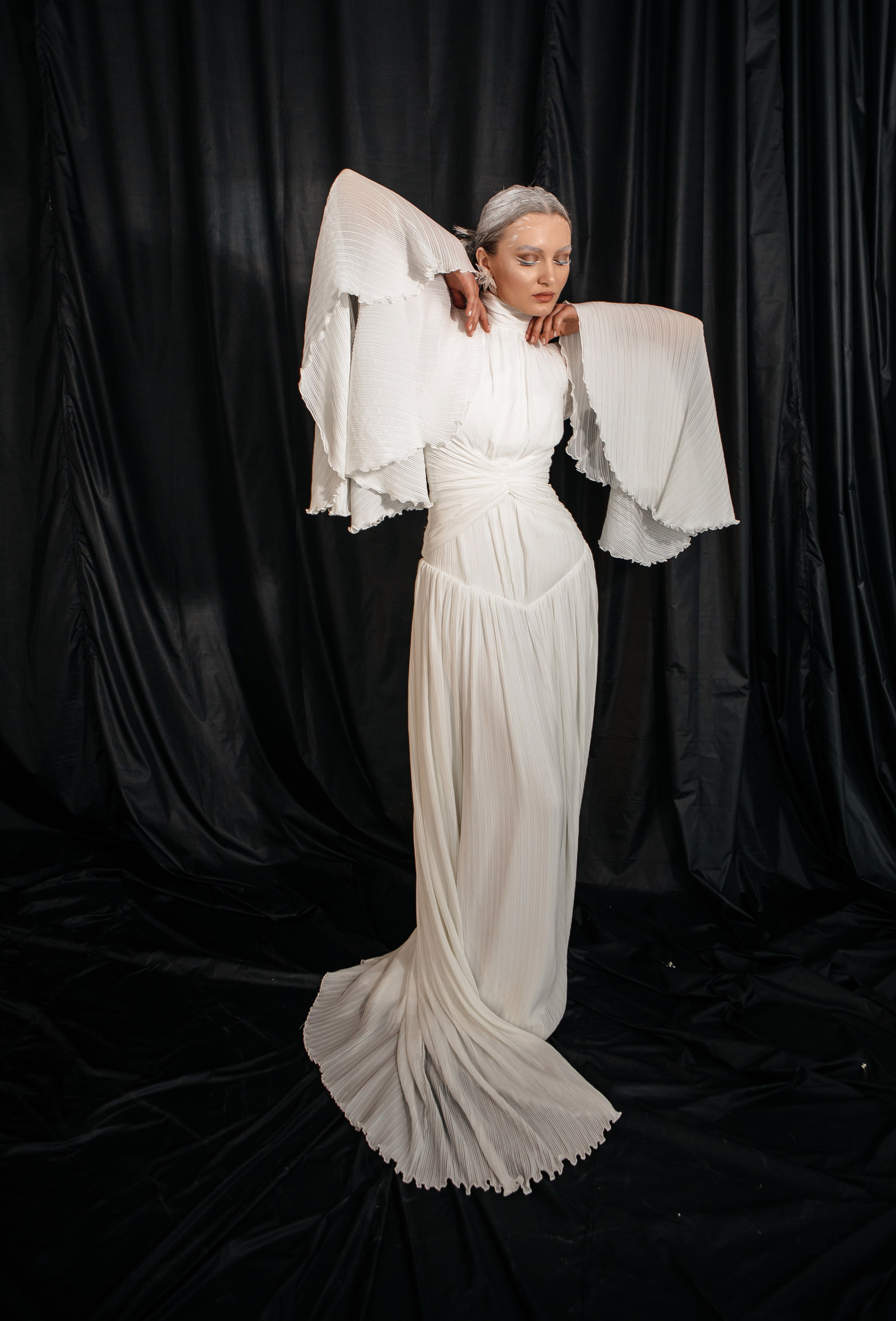 Для бренда украшений Оксана Туз. Свадебный и семейный фотограф Ибрагимова Мария из Екатеринбурга