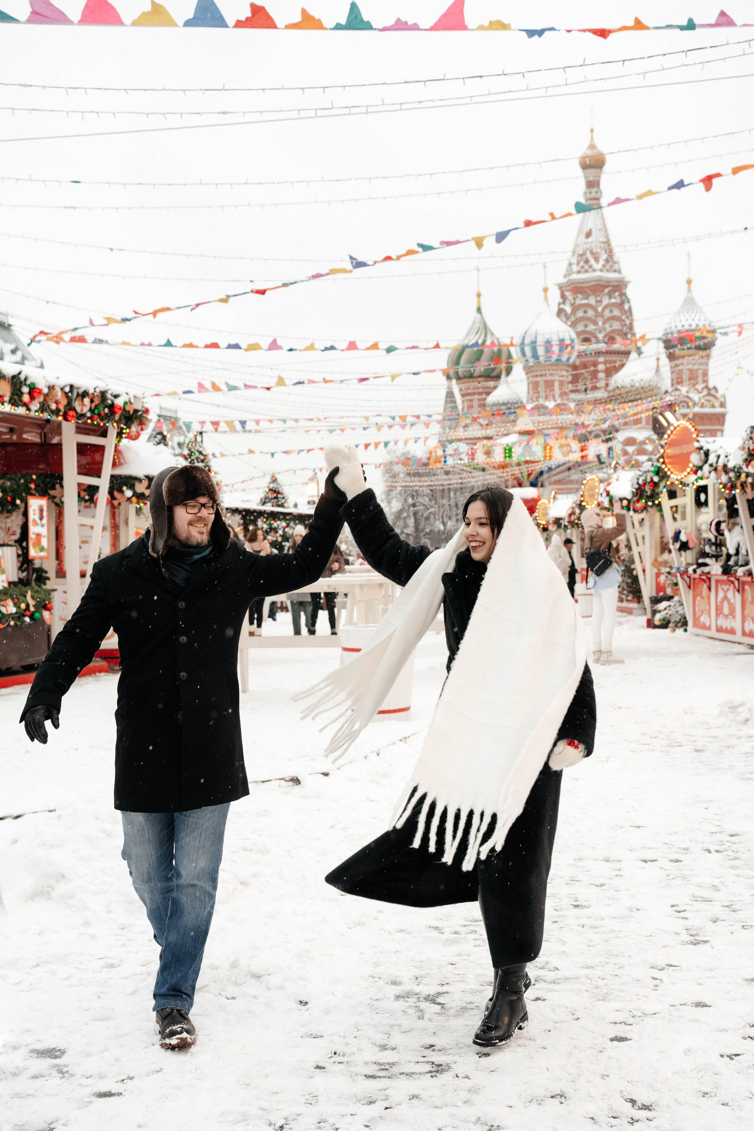 Прогулка на красной. Свадебный фотограф Москва Александра Аверкова