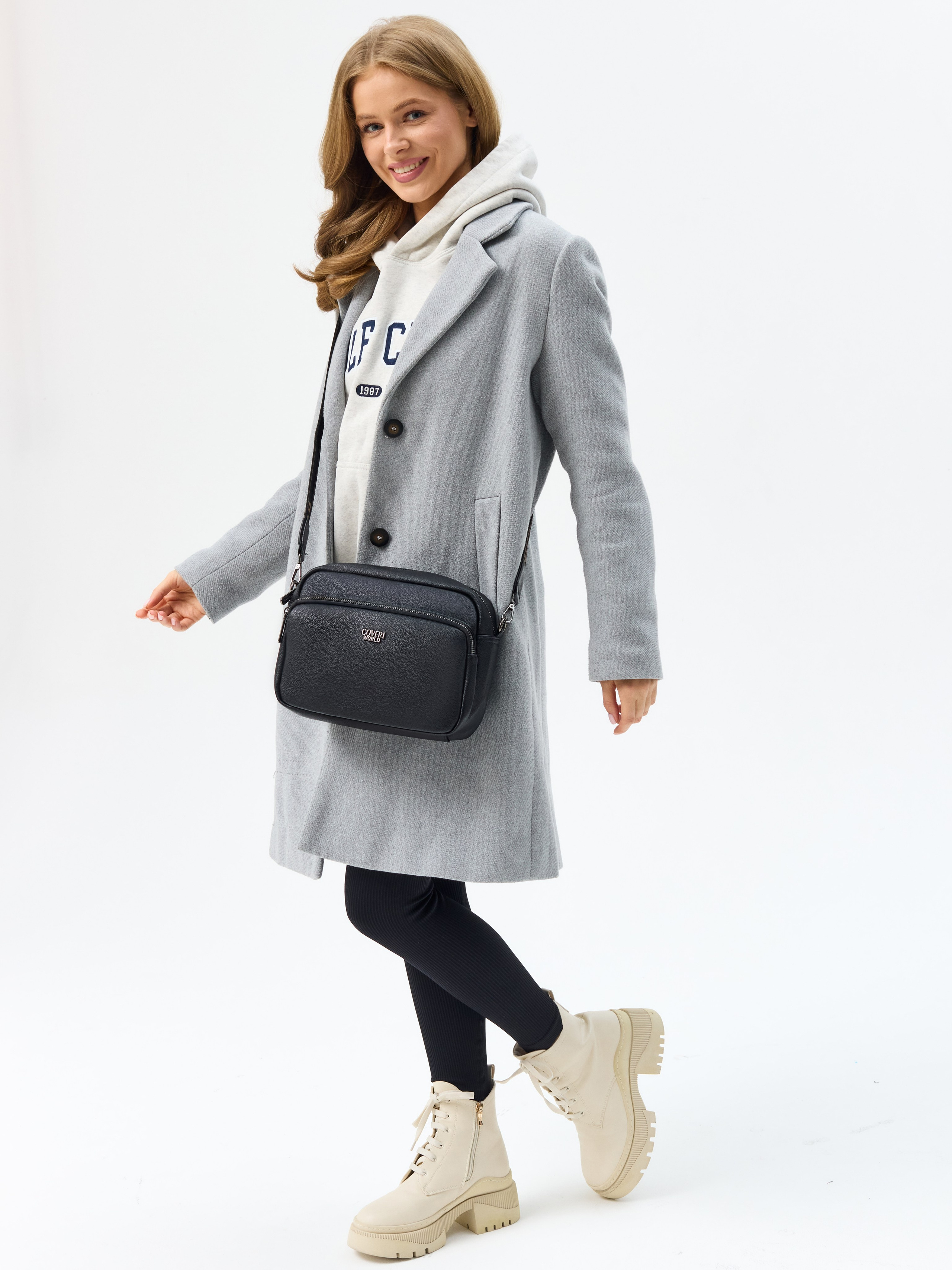 Фотомодель для маркетплейсов Валерия. Фотосъёмка для марктеплейсов Studio 11.11