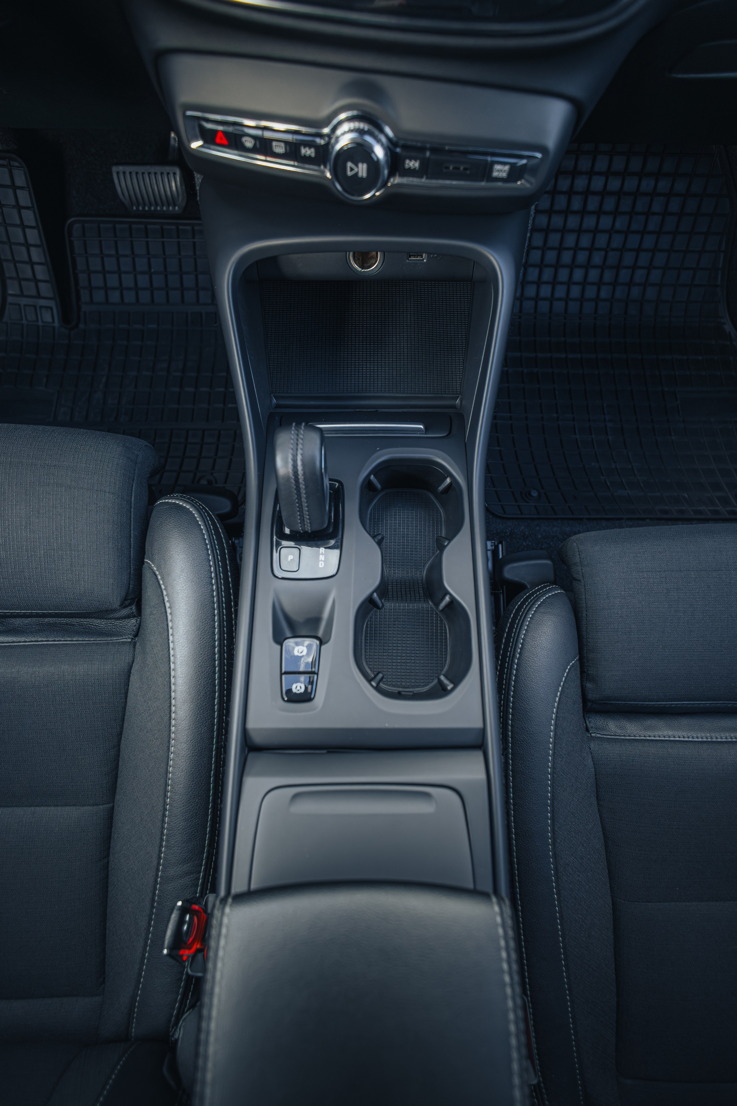 Volvo XC40. Авто Видеограф/фотограф в Иваново для Вашего бизнеса