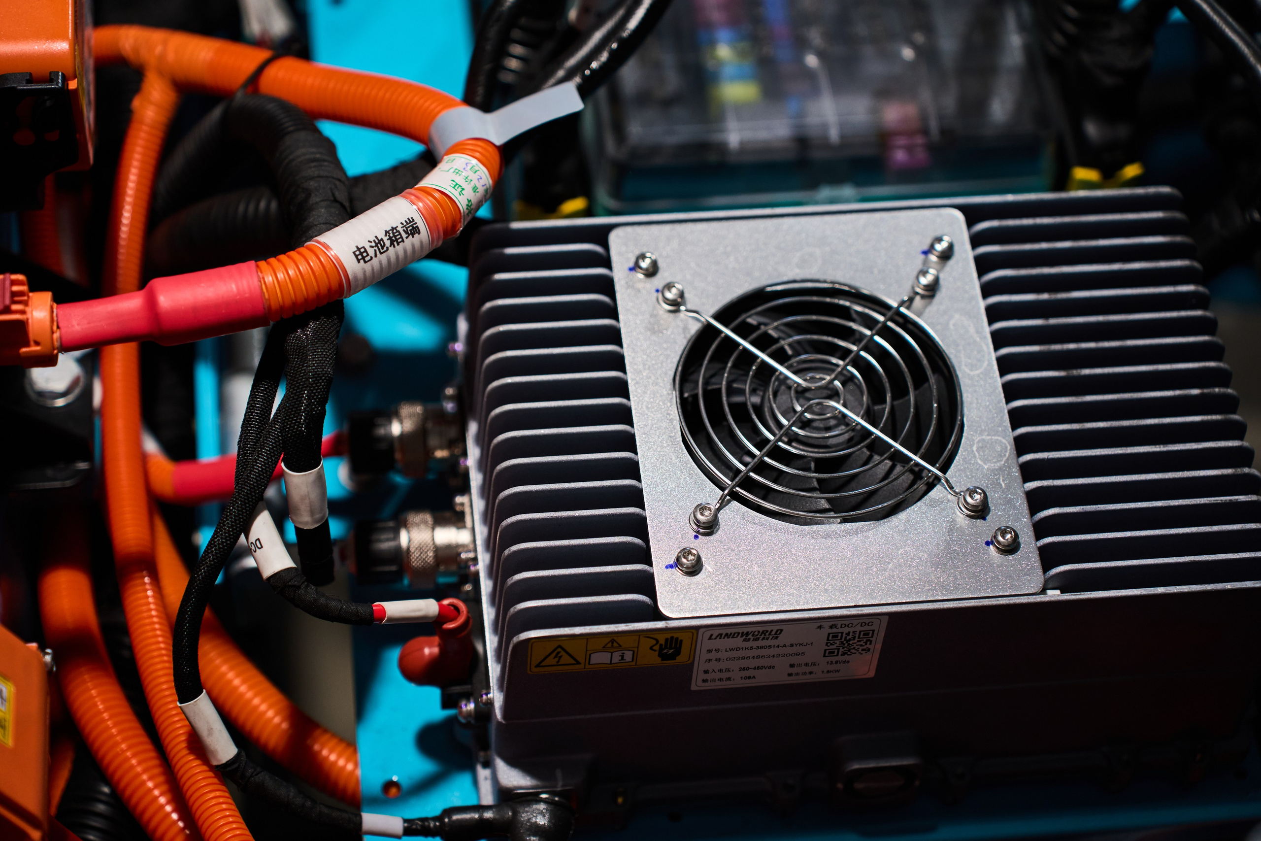 Производственная съёмка (погрузчики). Фотограф и видеограф