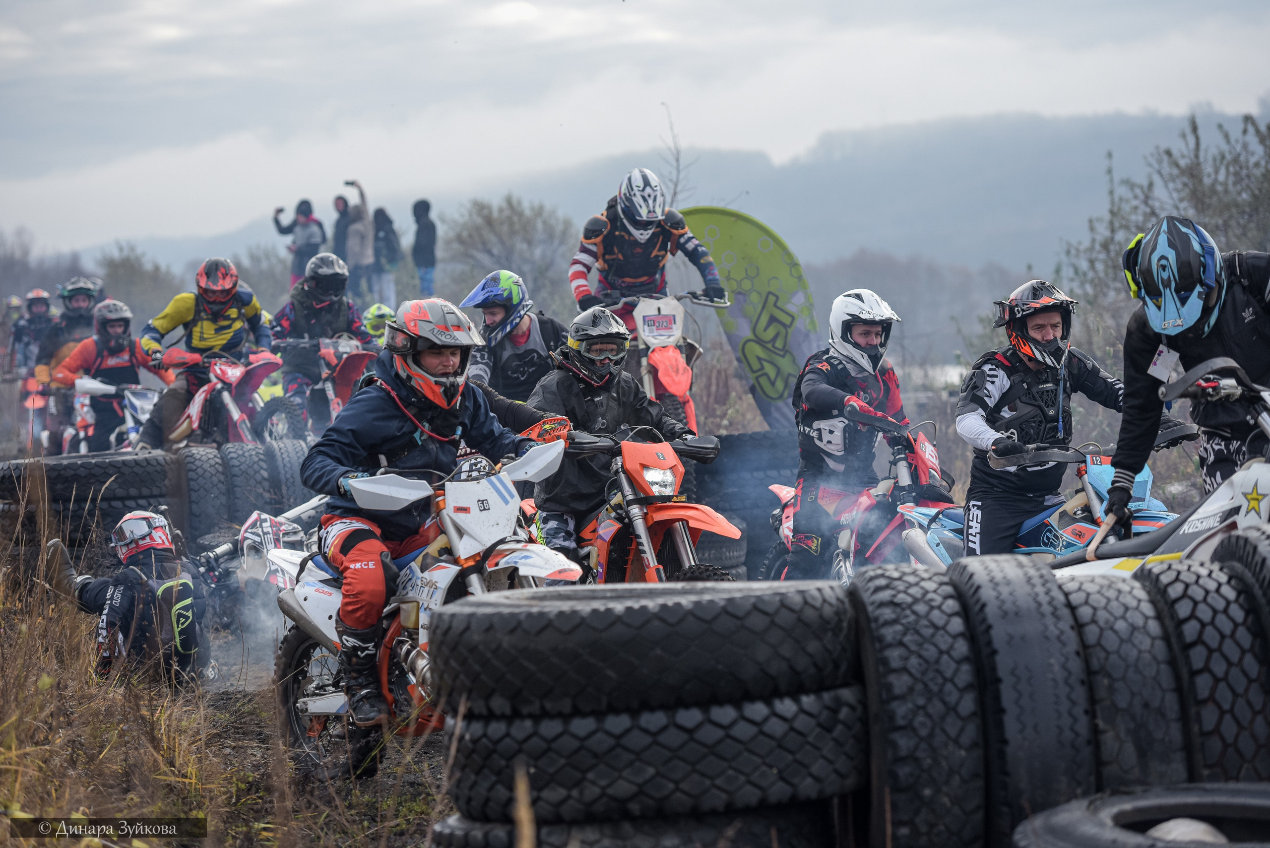 На местности. V этап. Мотофотограф в Нижнем Новгороде Динара Зуйкова