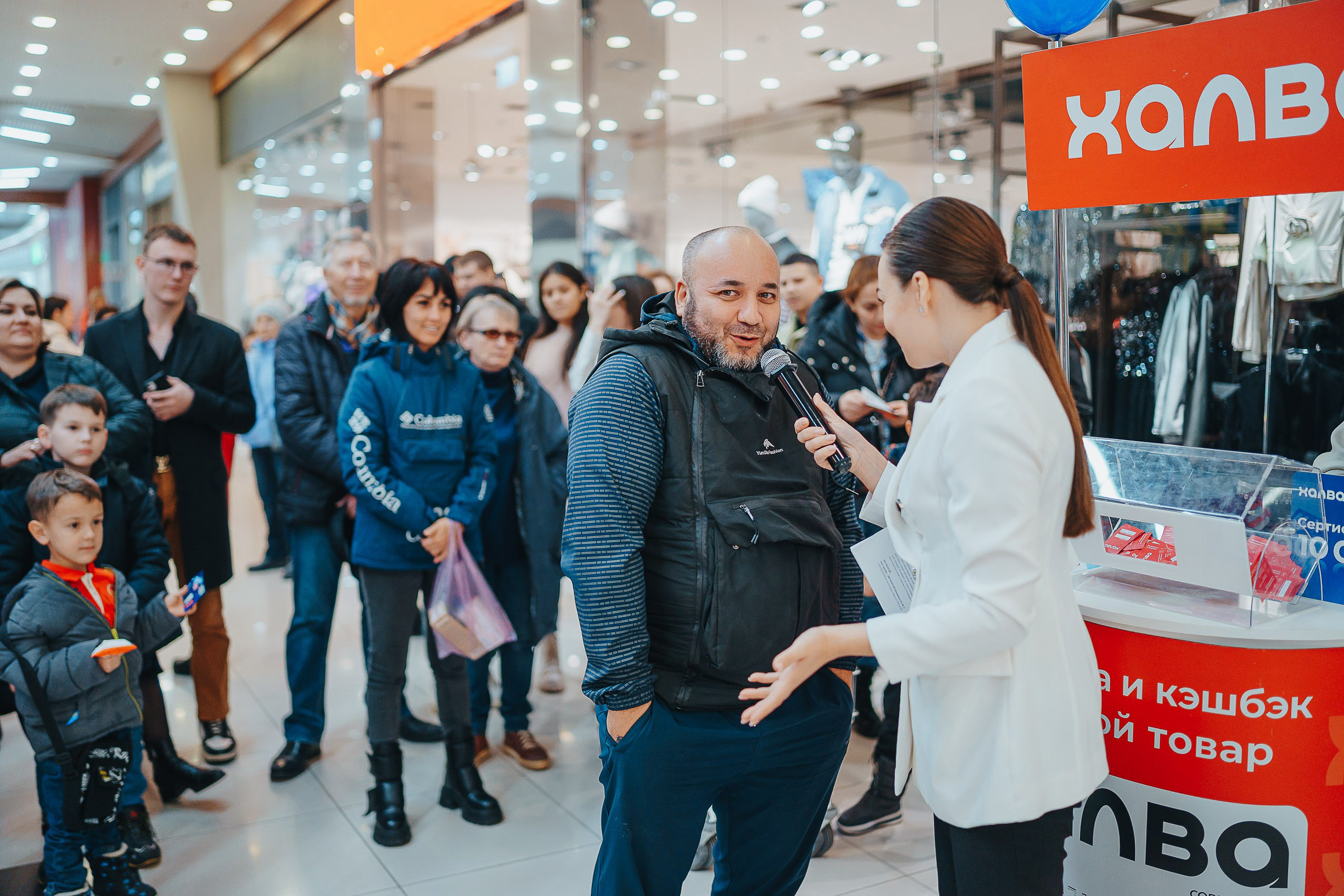 Совкомбанк Халва промо. Репортажный (Event) фотограф в Барнауле | Даниил Маркин | Качество и вайб