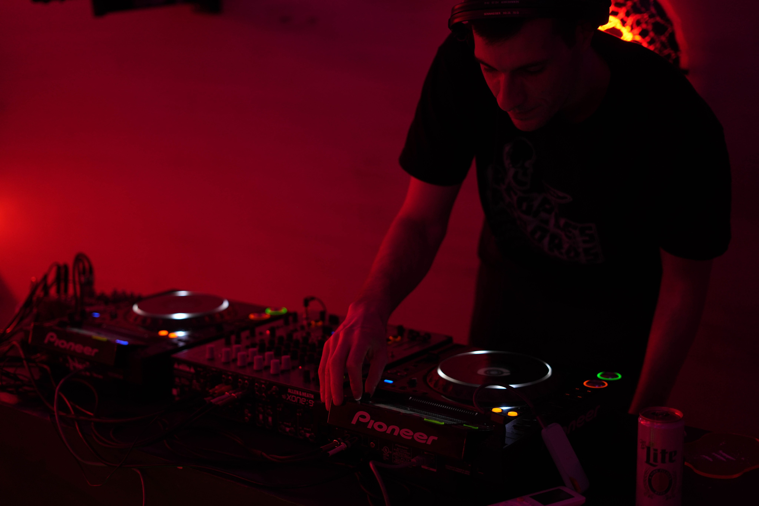 Olivia and Zack / 2 day. Wedding Photographer in Barcelona and Medellin