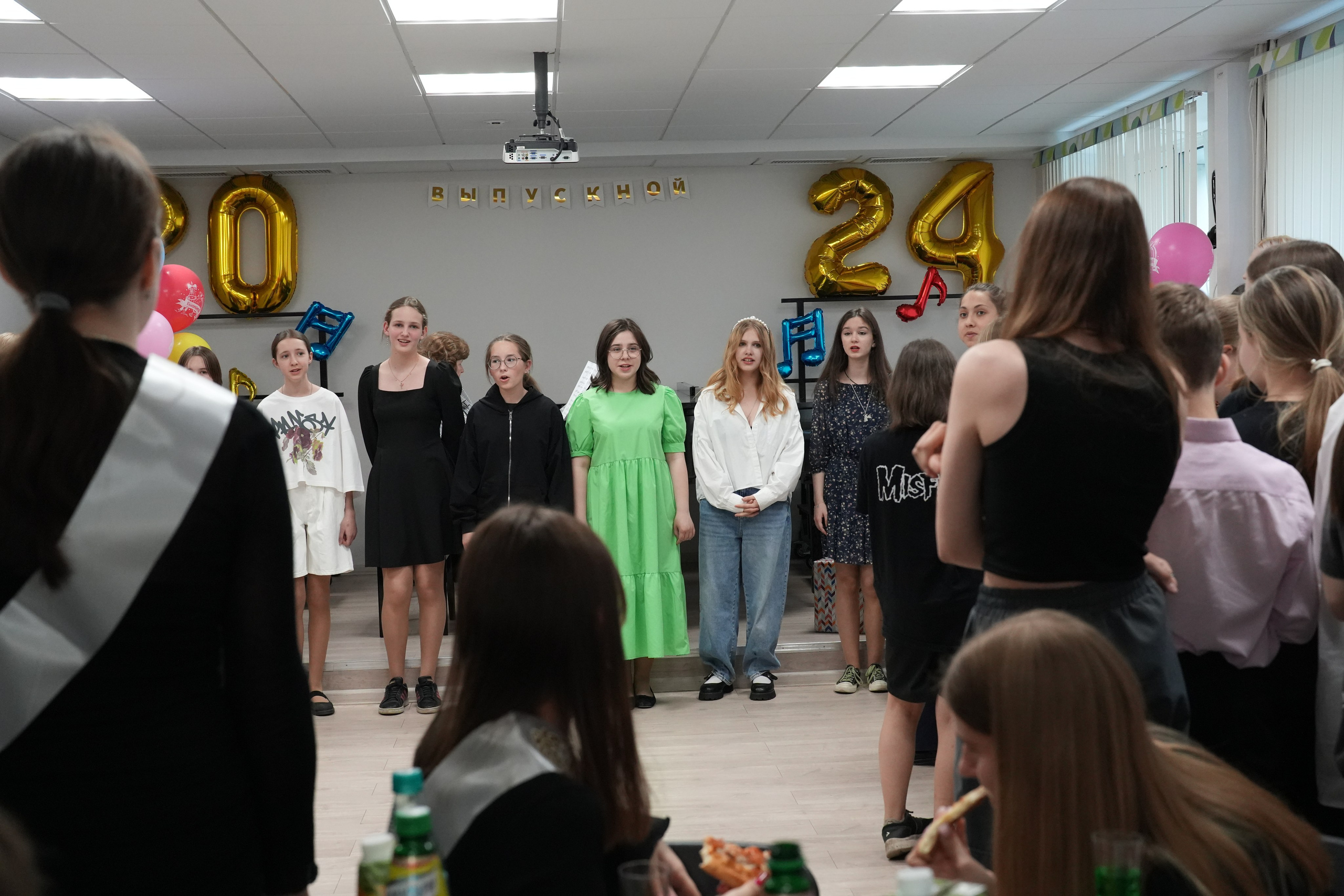 Выпускной в музыкально-хоровой школе г. Москвы № 106. Семейный и детский фотограф в Москве Оксана Чибизова