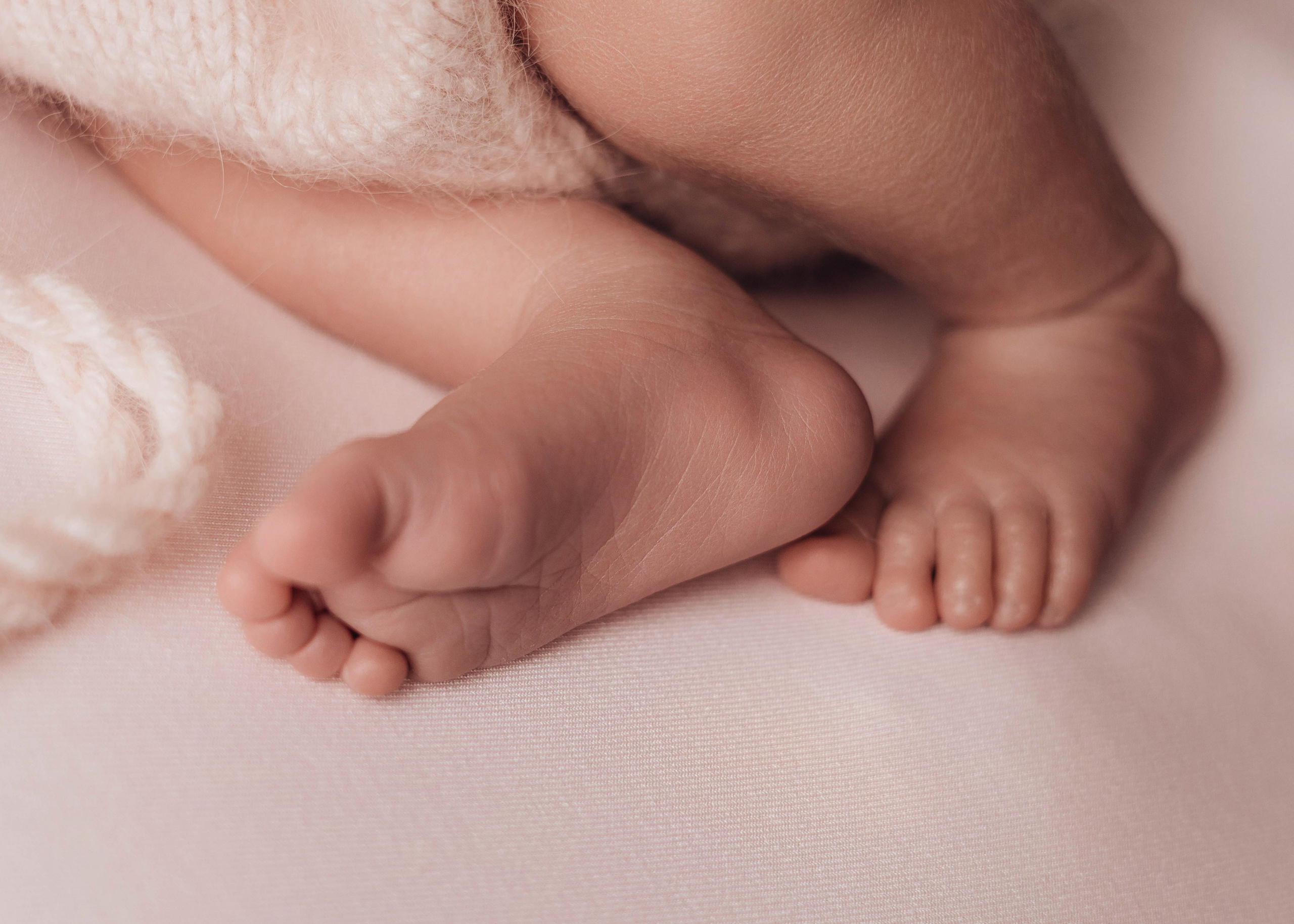 НОВОРОЖДЕННЫЕ МАЛЫШИ. Фотосессия новорожденных в Москве и Московской области