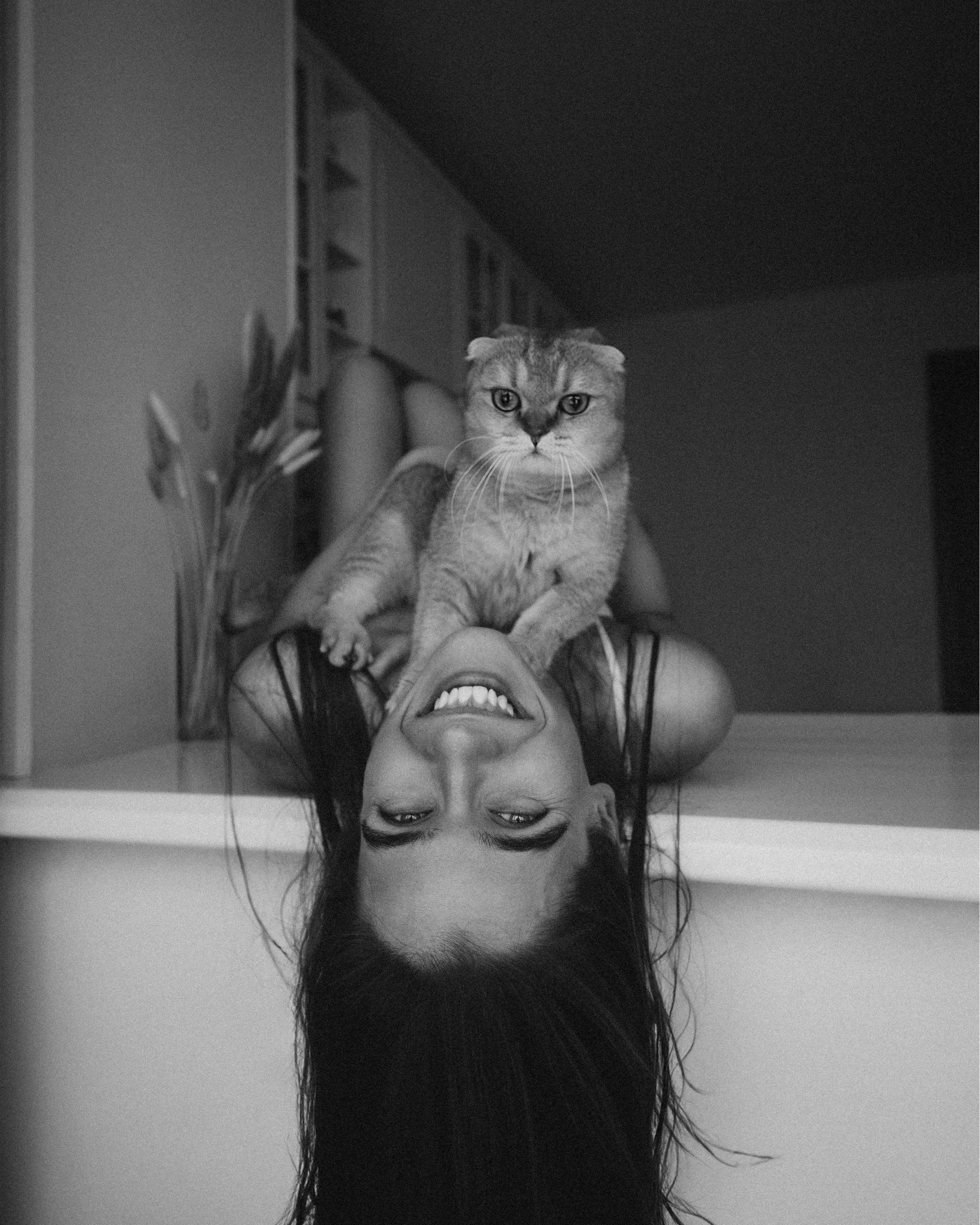 Home Photoshoot with Dasha and Cat Albus — Anton Avanzato