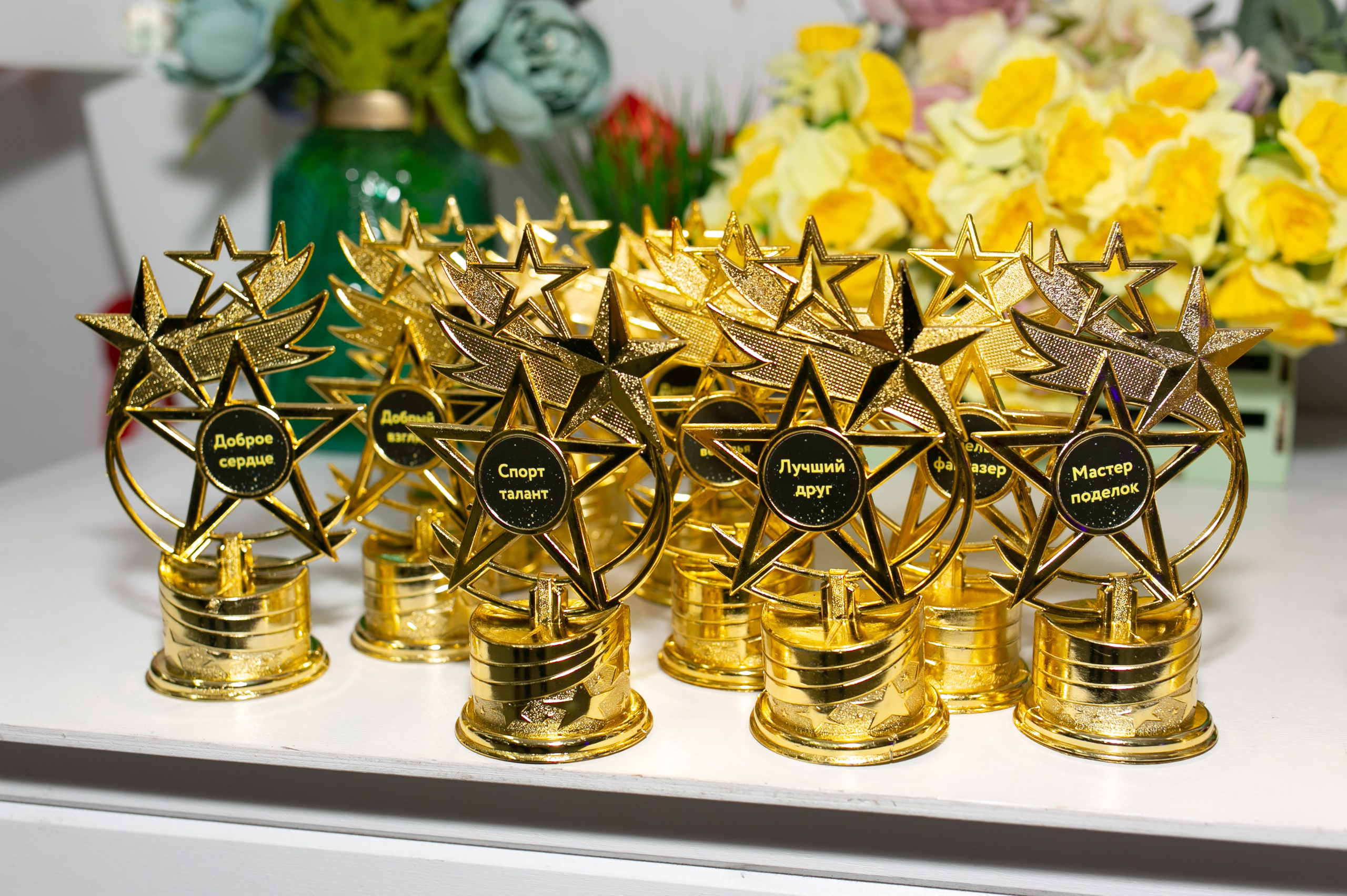 Выпускные и Утренники. Фотограф новорожденных и семейный фотограф НСО г. Бердск Марина Львова